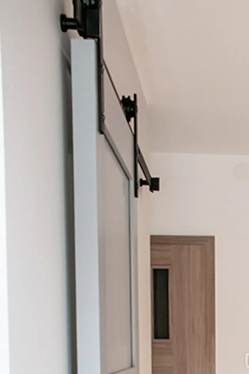 Interior design in apartment building, plants in hallway.