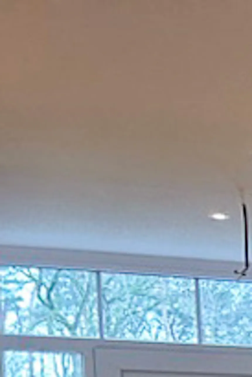 hall ouvert sur la salle à manger