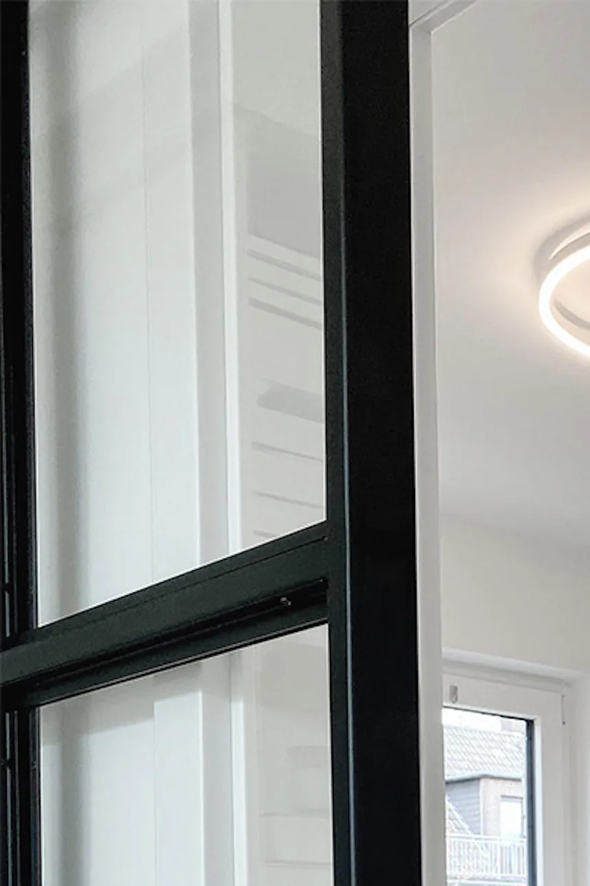 White kitchen cabinetry, Nordic style kitchen, modern white kitchen, modern ceiling lamp, bright and airy design