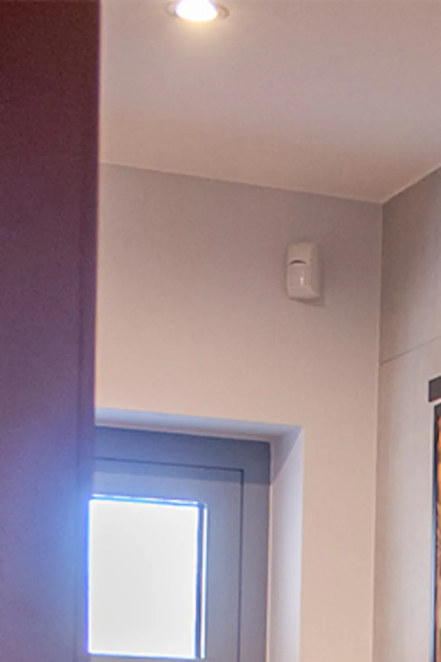 Sliding doors to cabinet, sliding door in metal frame