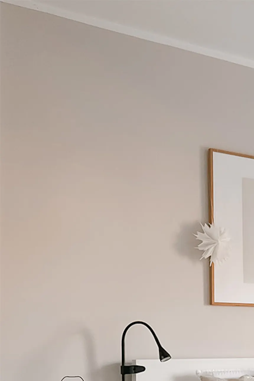 chambre aux couleurs claires naturelles