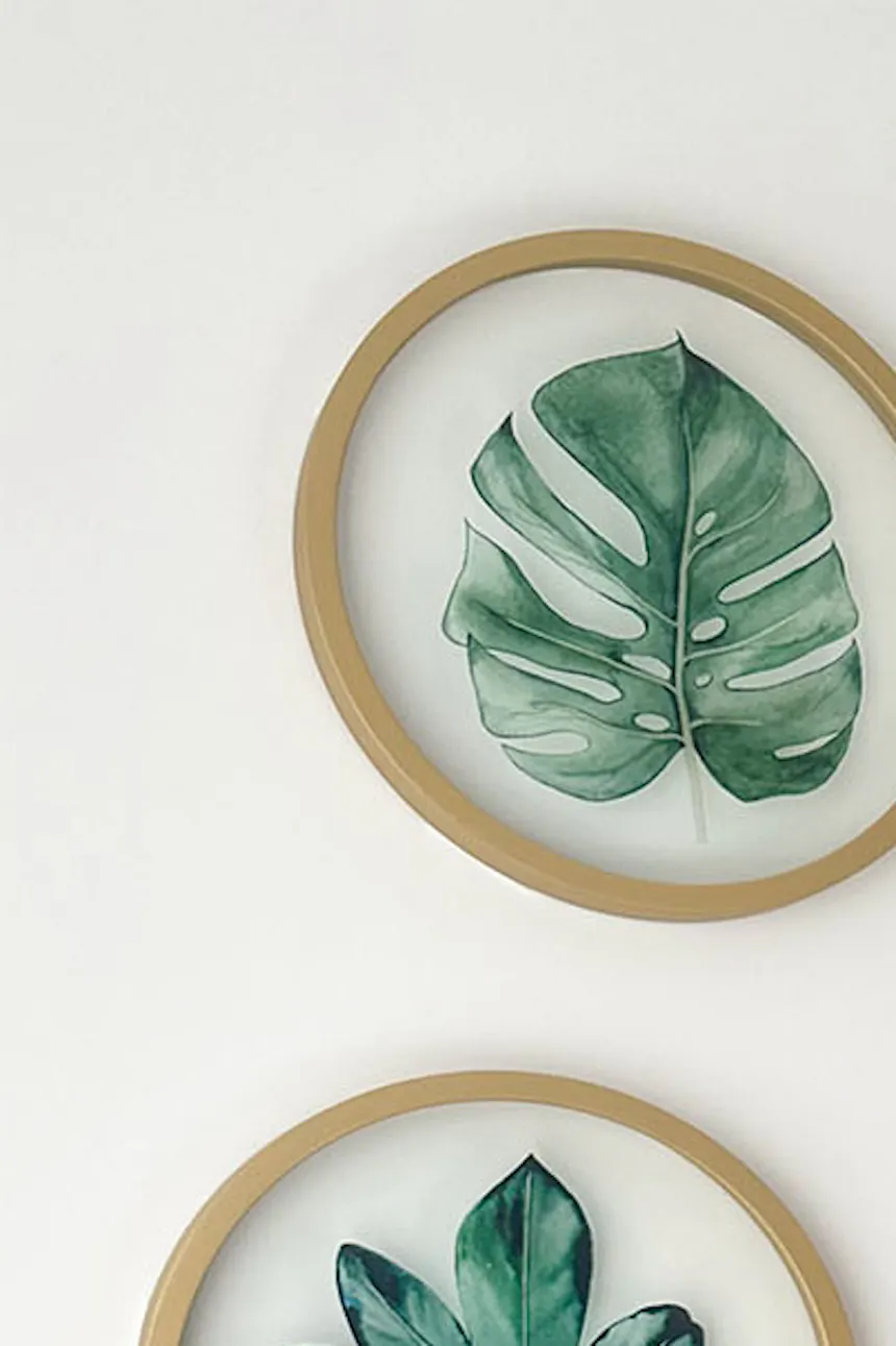 peintures sur verre avec motifs de feuilles