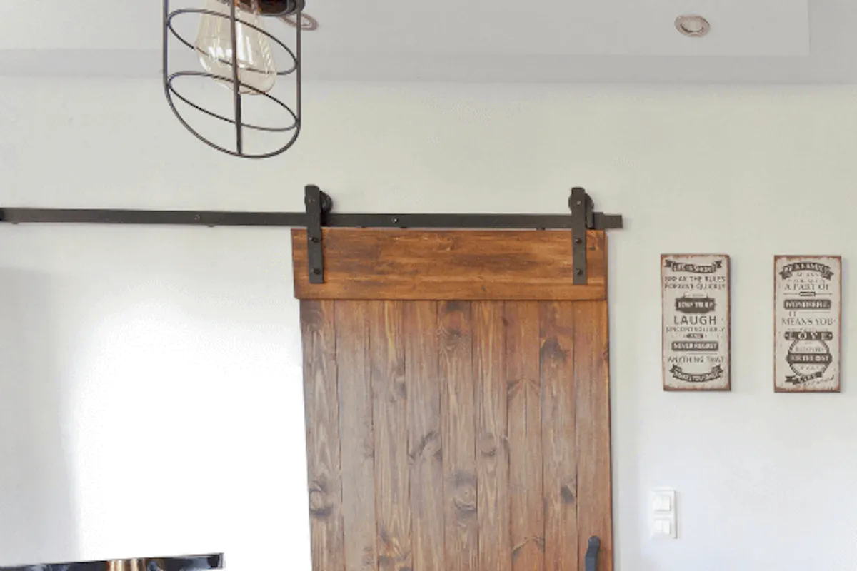 Kitchen sliding door, brushed sliding door, wooden sliding door, barn door, gray kitchen, rustic kitchen
