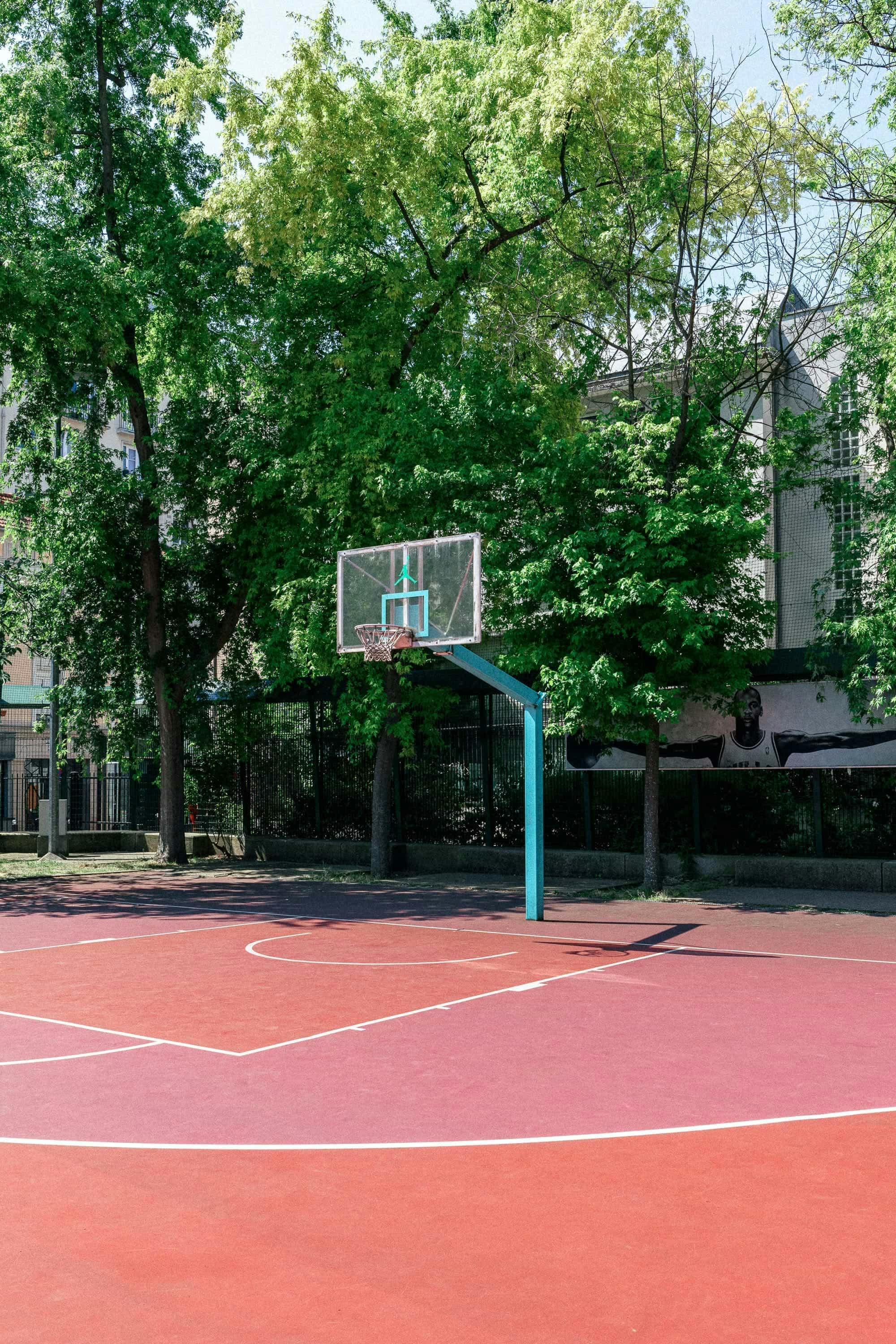 Michael Jordan basketball playground in Paris 20
