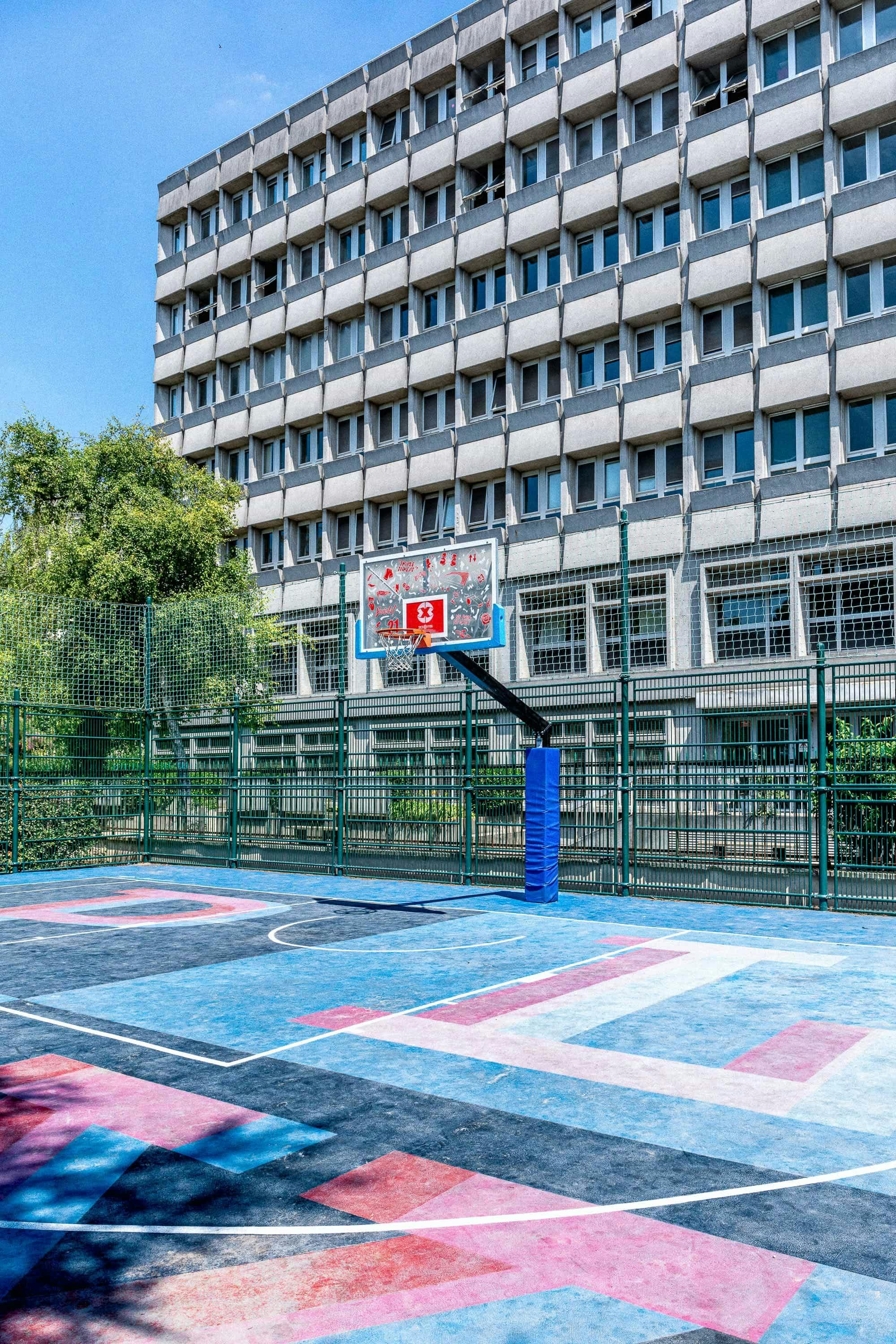 Jardin Villemin basketball playground in Paris 10