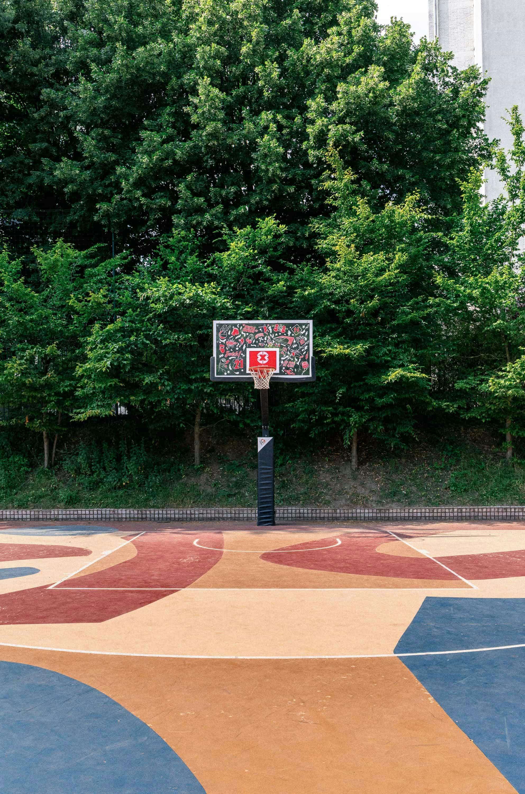 Pailleron basketball playground in Paris 19