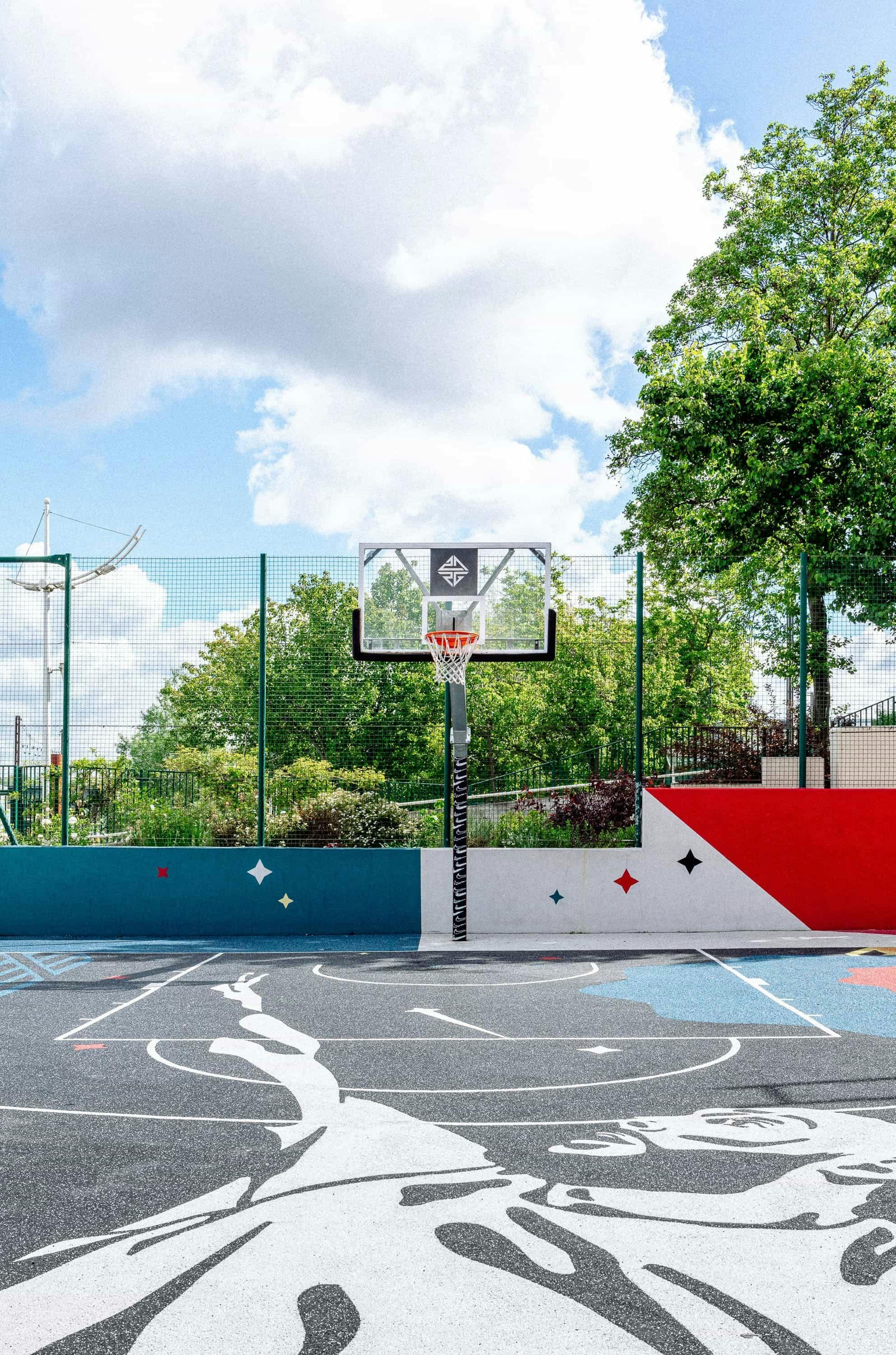 Rudy Gobert basketball playground near Paris