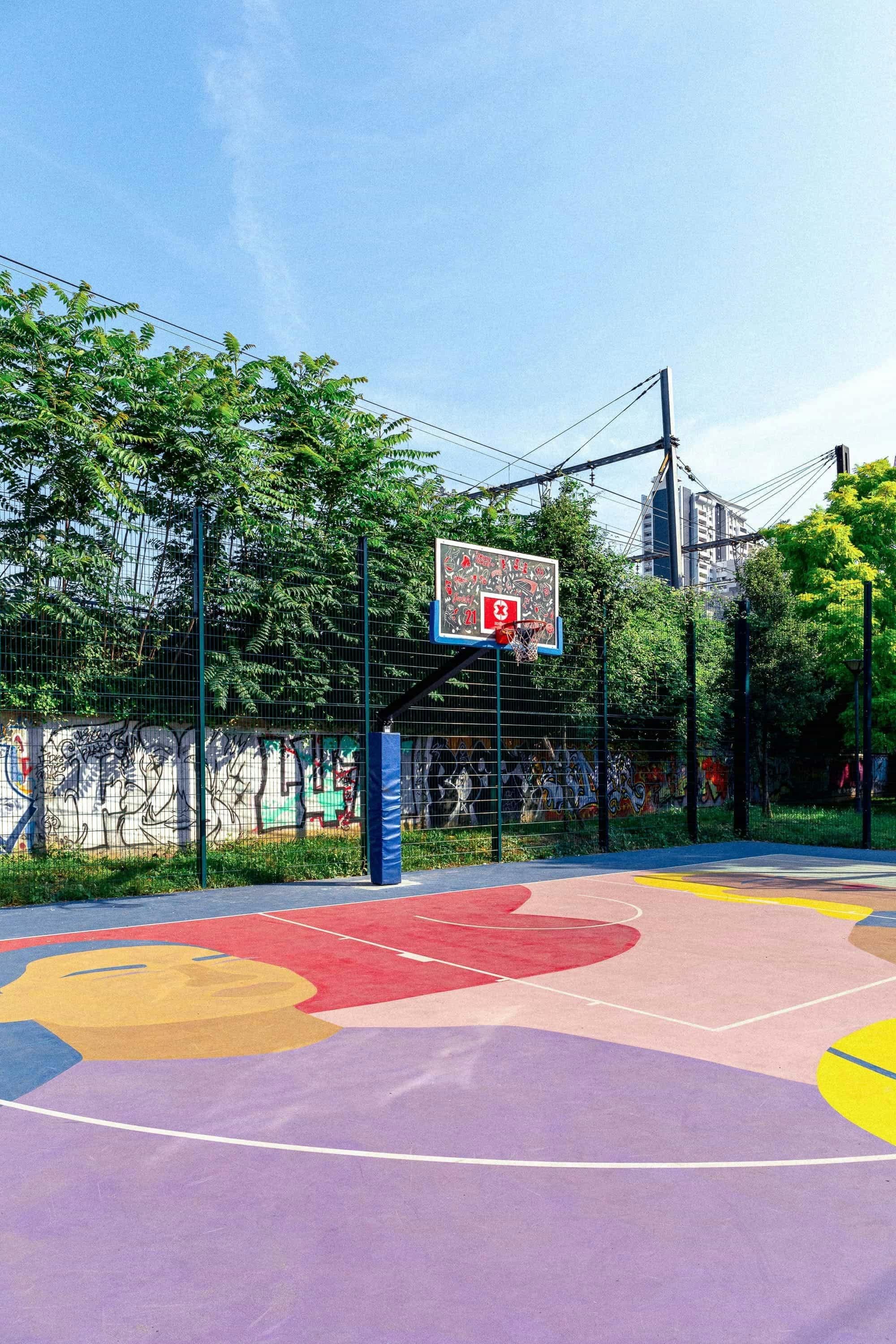 Square Duchene basketball playground in Paris 14