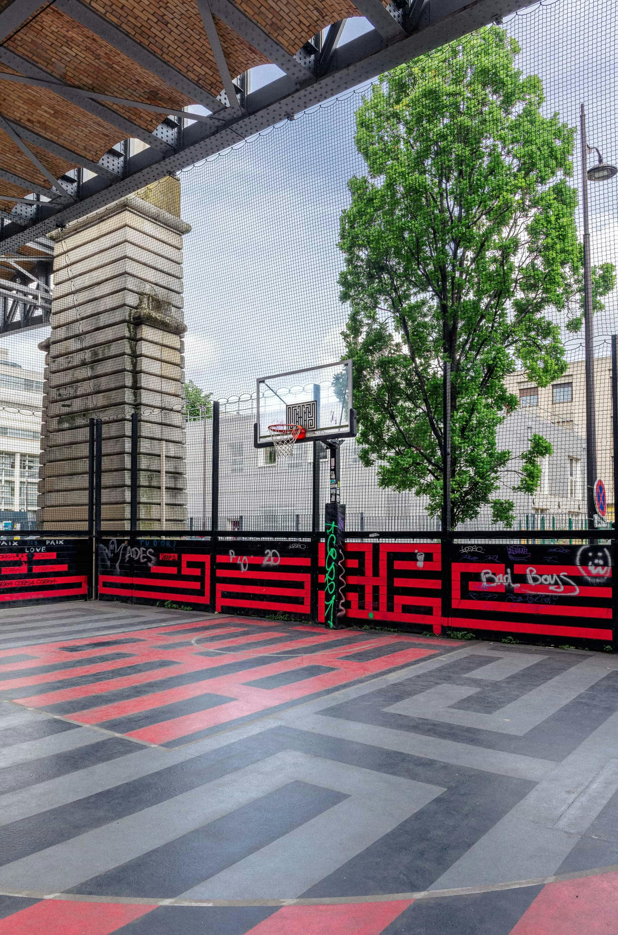 Vincent Auriol Chevaleret basketball playground in Paris 13