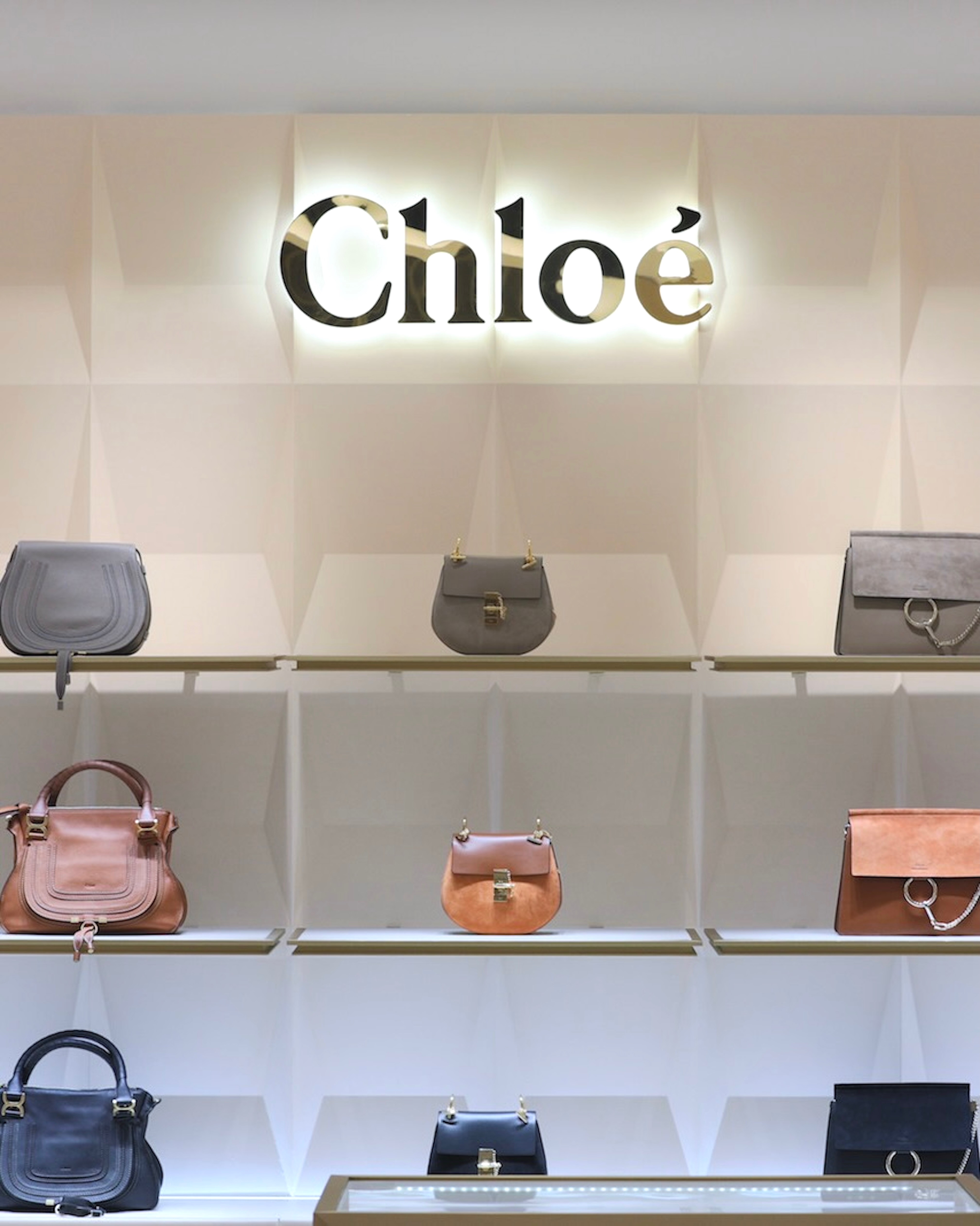 Chloé, Heathrow T5