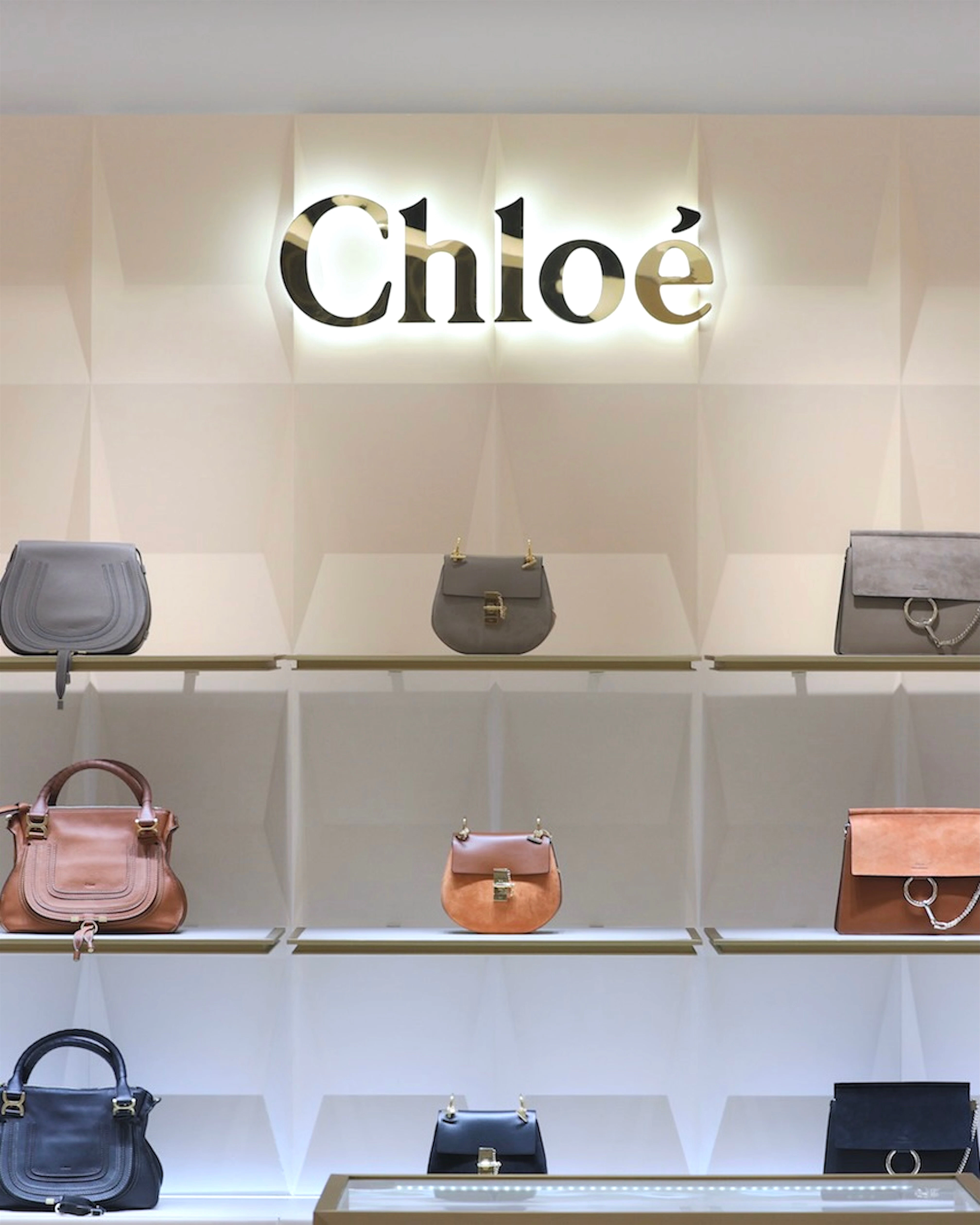 Chloé, Heathrow T5