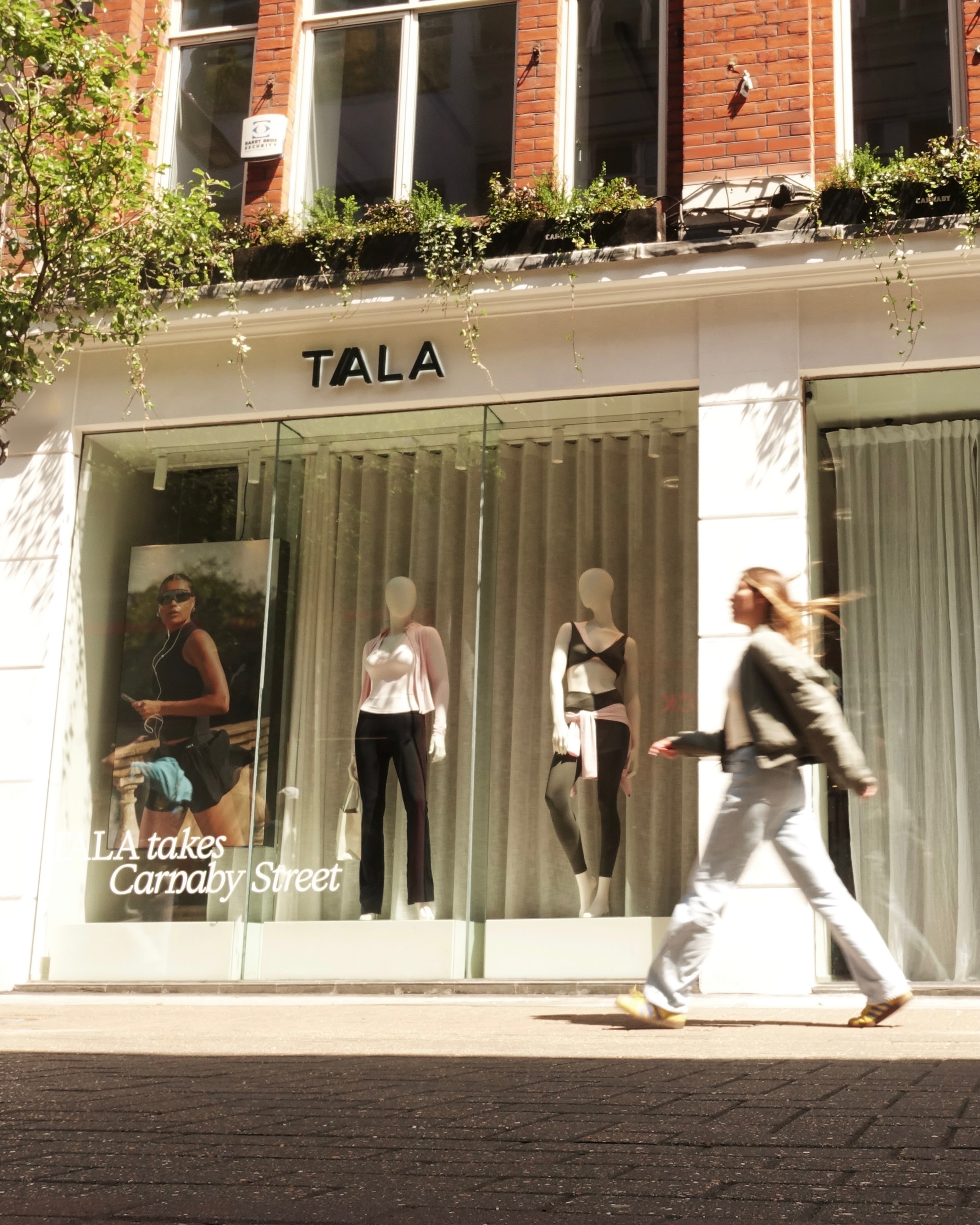 T/ALA, Carnaby Street