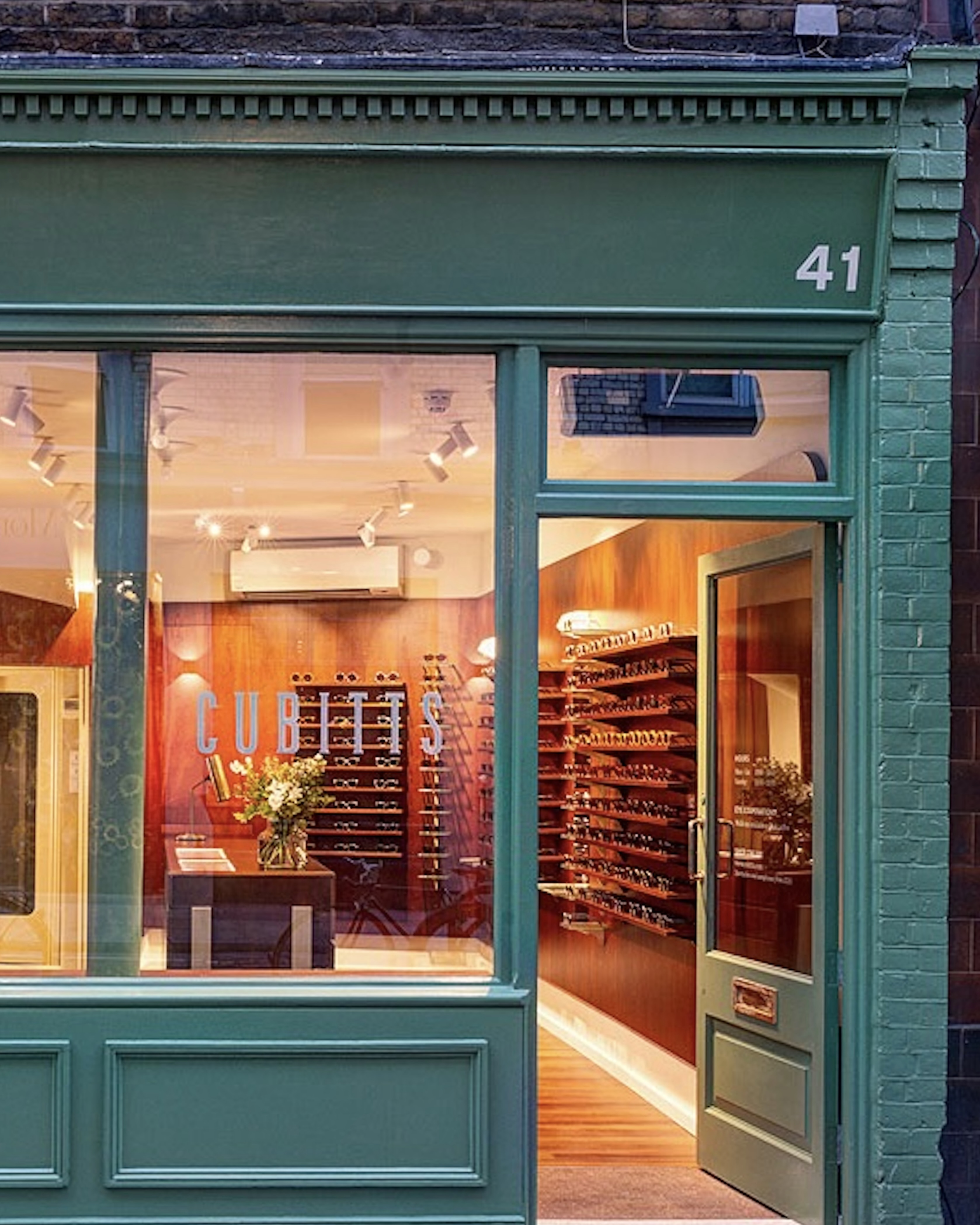 CUBITTS, Monmouth Street