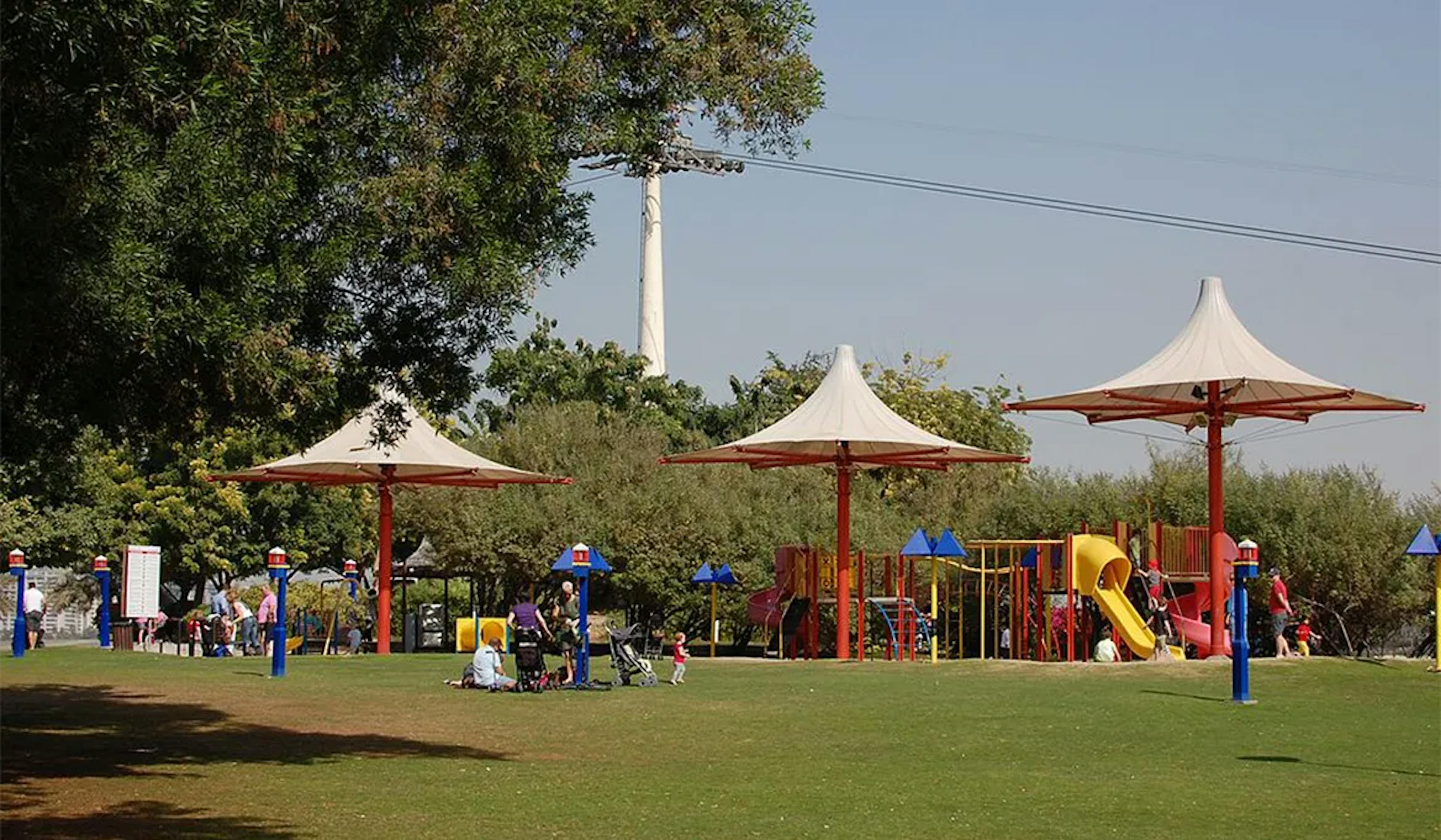 Amenities and Facilities in Rashidiya