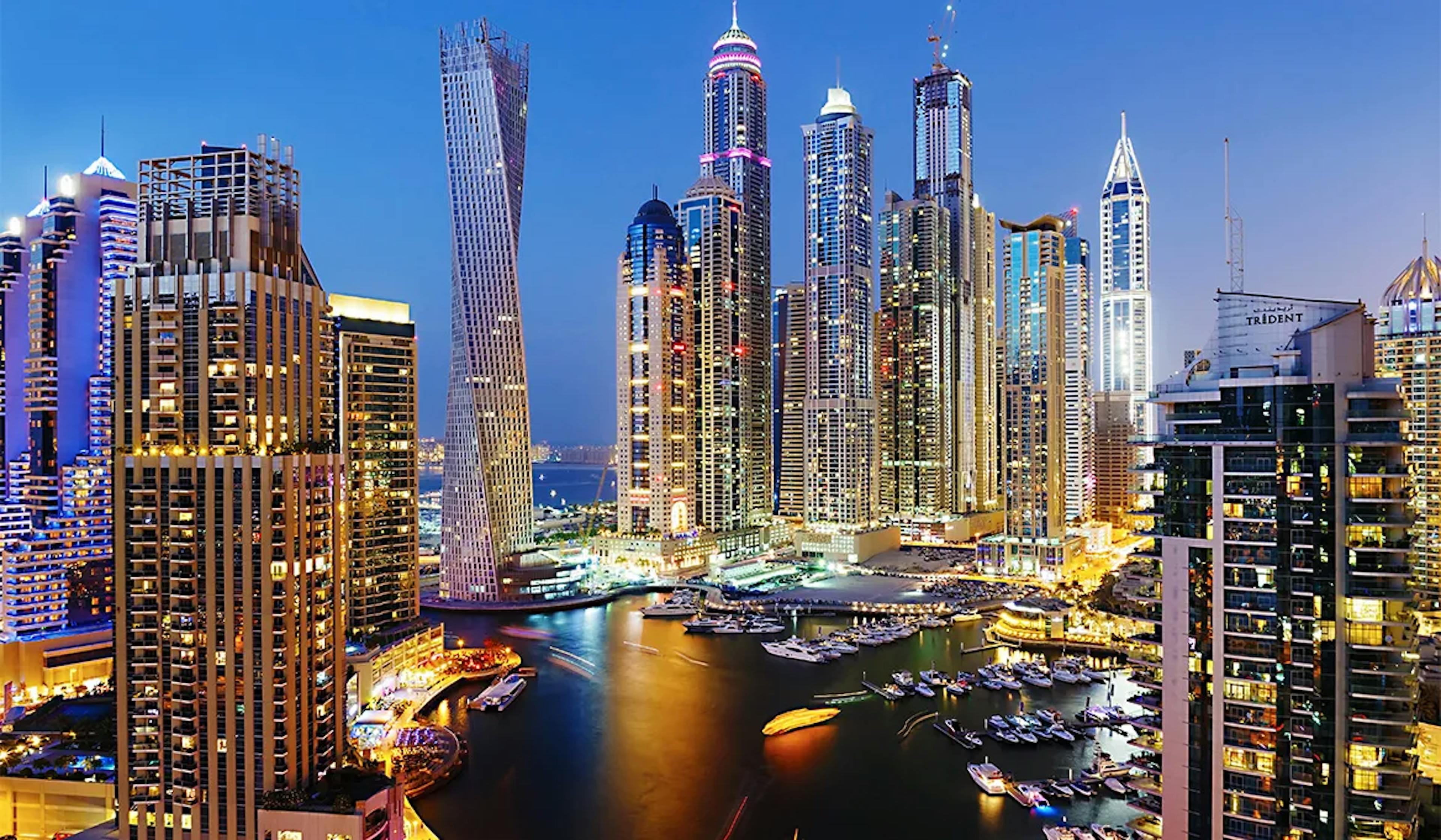 Dubai Marina: Waterfront Living at Its Best