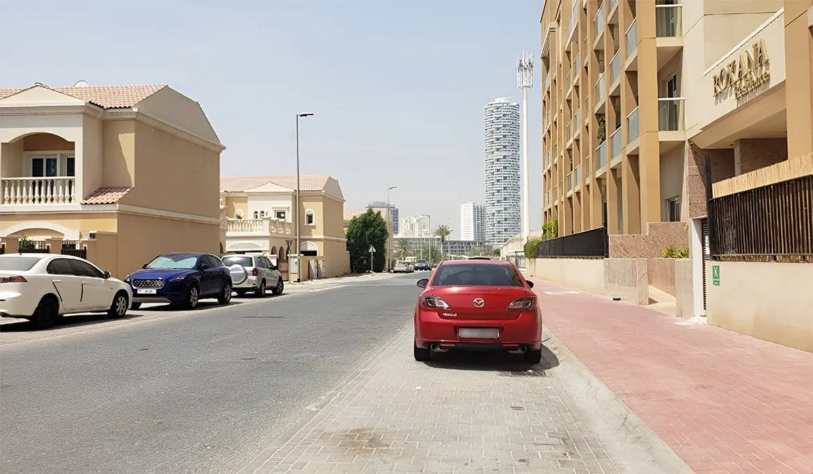 Photos and Virtual Tours