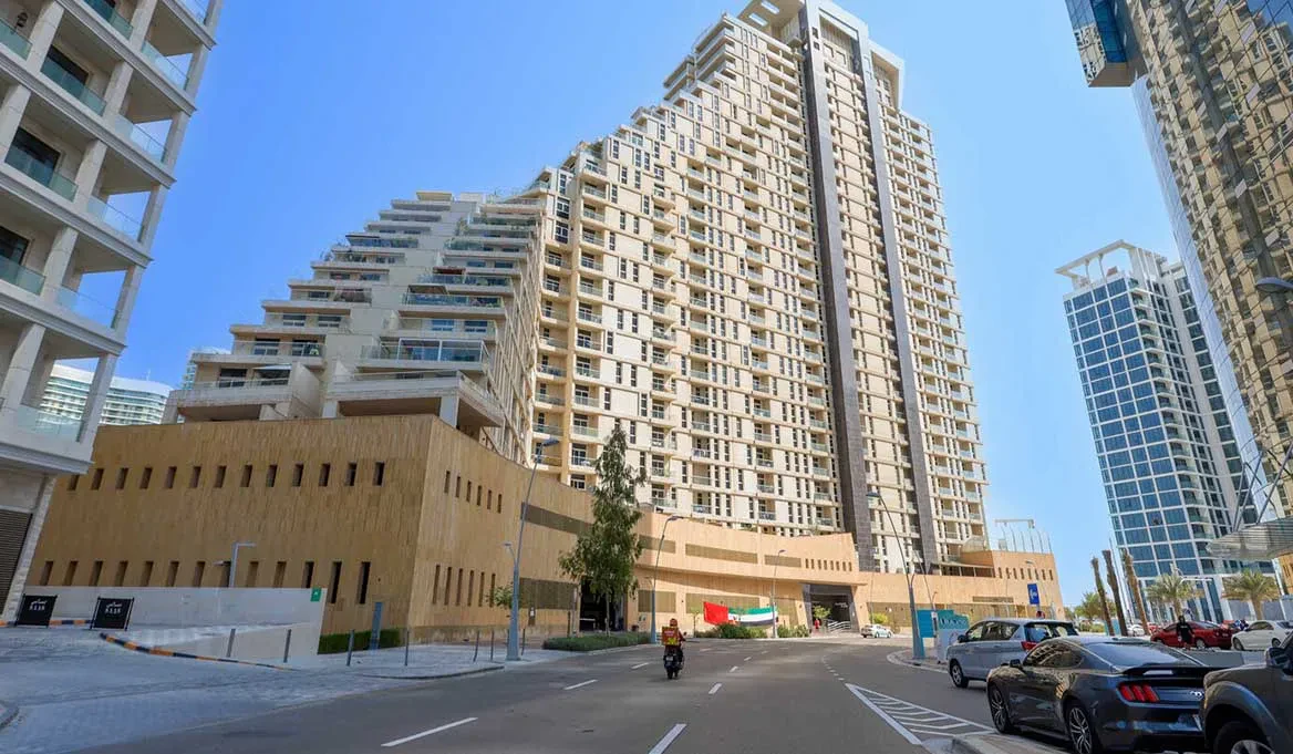 Shopping & Entertainment Options at Mangrove Place