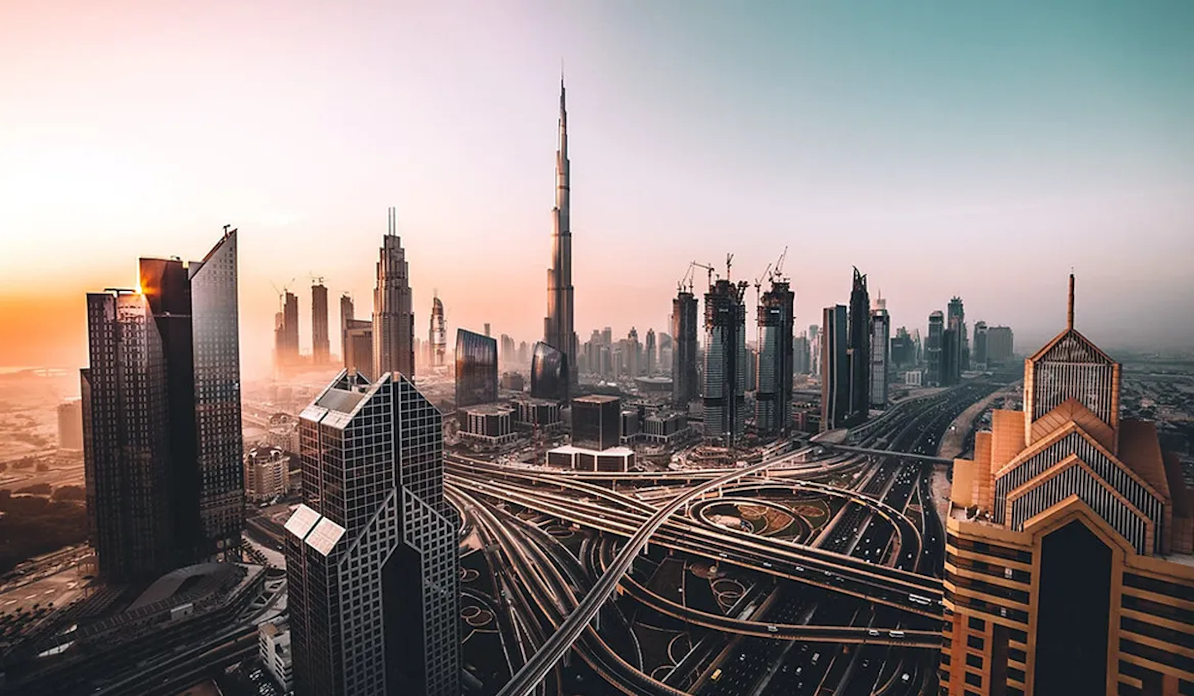 Top Architectural Features of the Al Kharbash Building
