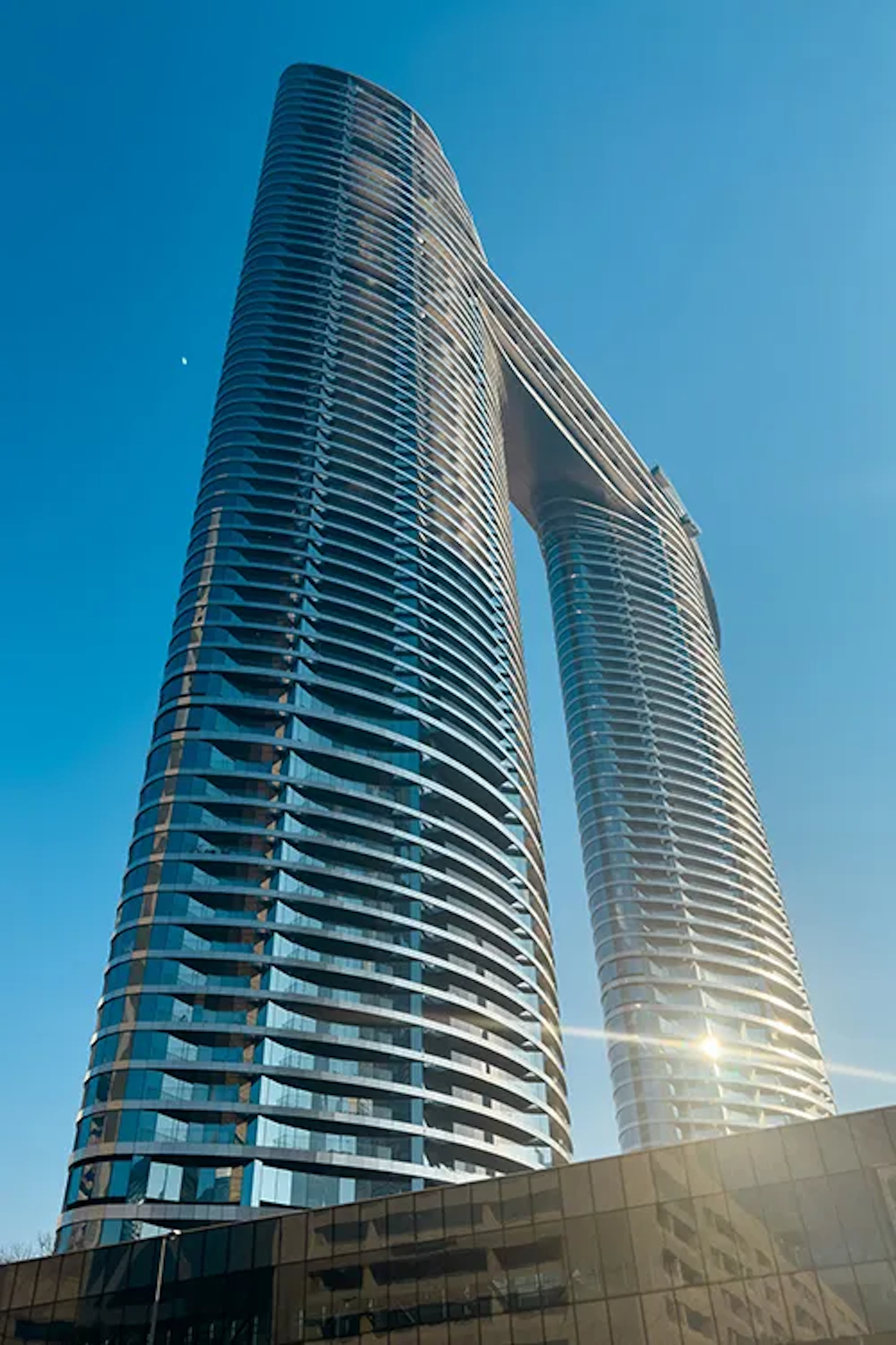 Real Estate Market in Dubai 2024: What Buyers and Investors Need to Know