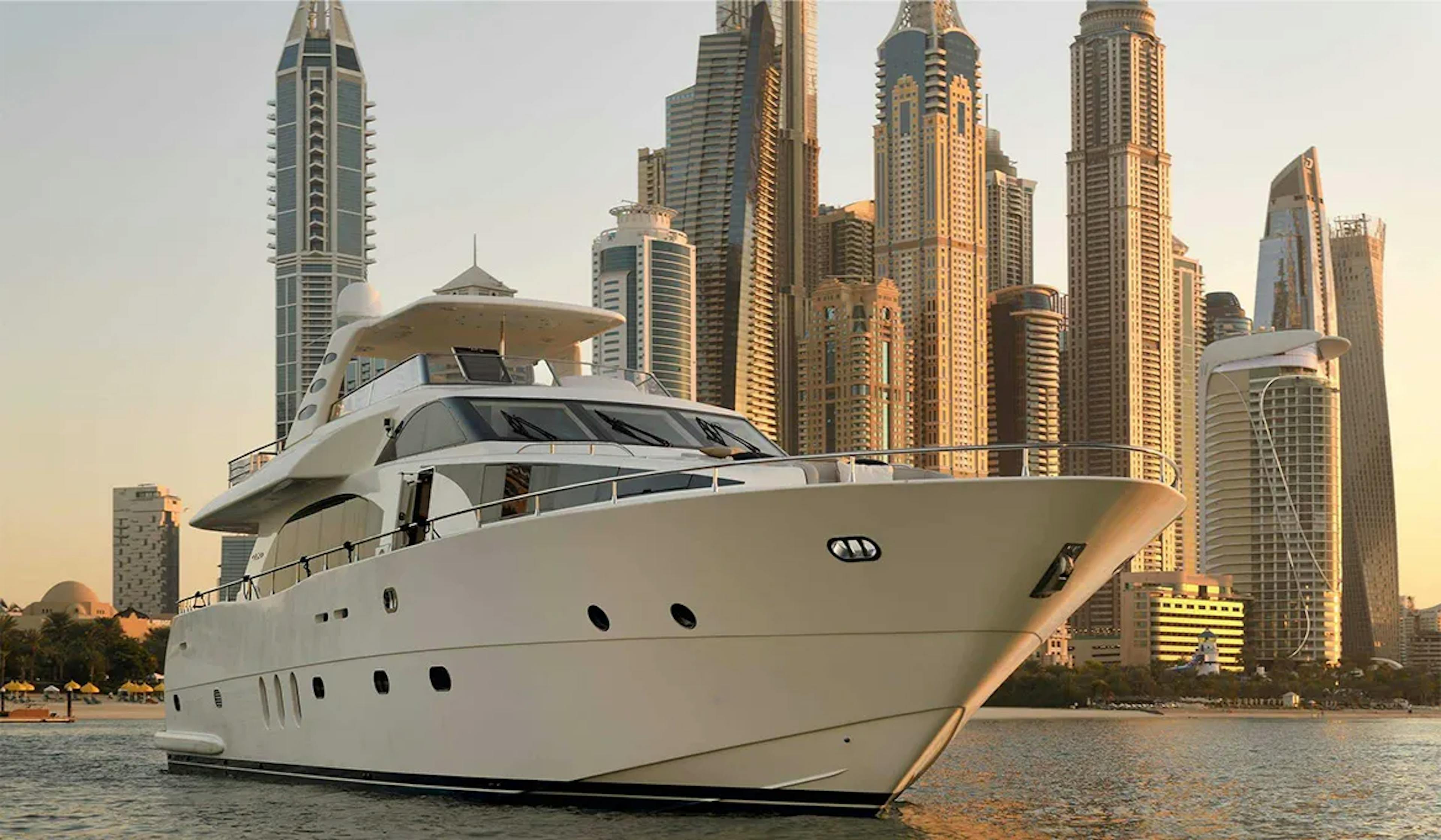 Experience Yacht Dubai Marina