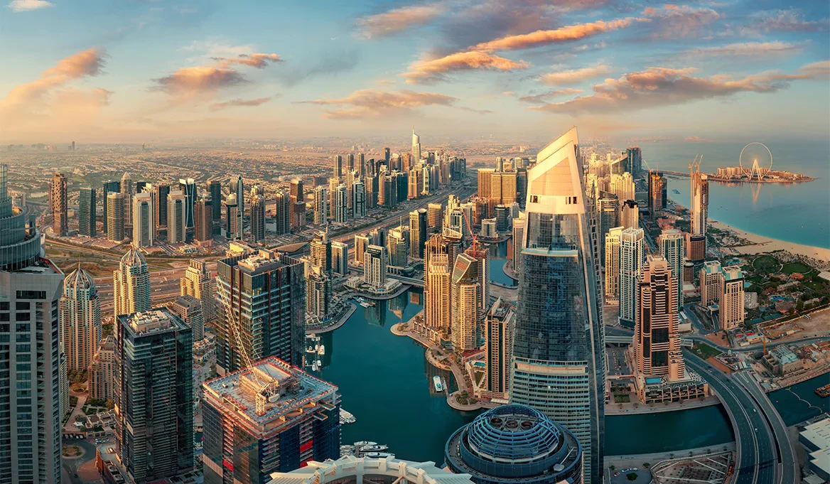 Short-Term vs. Long-Term Strategies for Real Estate Investment in Dubai