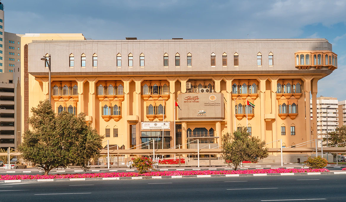 A Complete Guide to the Dubai Land Department's 24/7 Awareness Service
