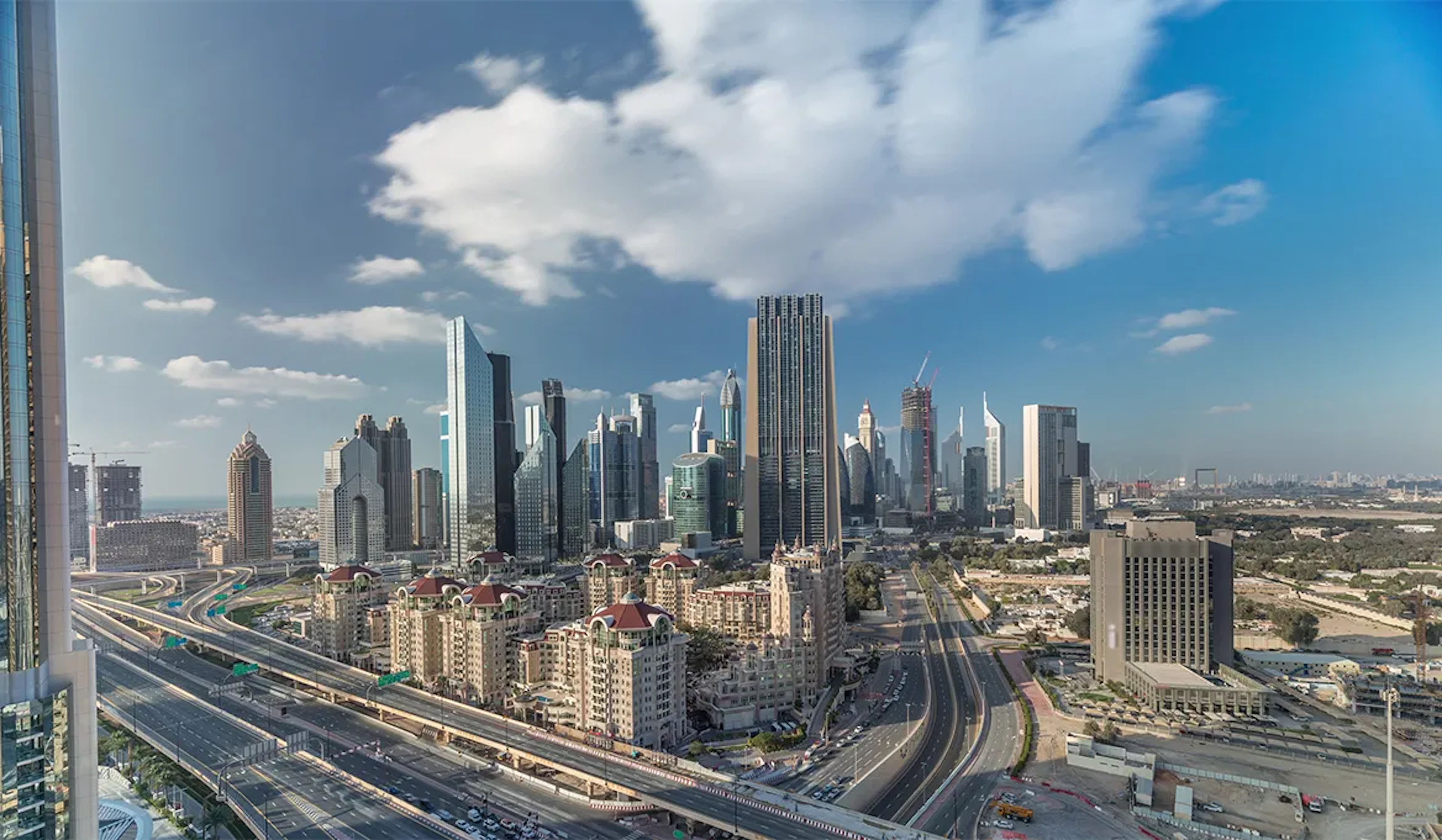 Best Locations to Buy Land in Dubai