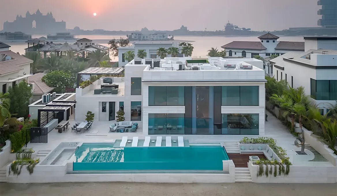 Jumeirah: Luxury Living with Family Appeal