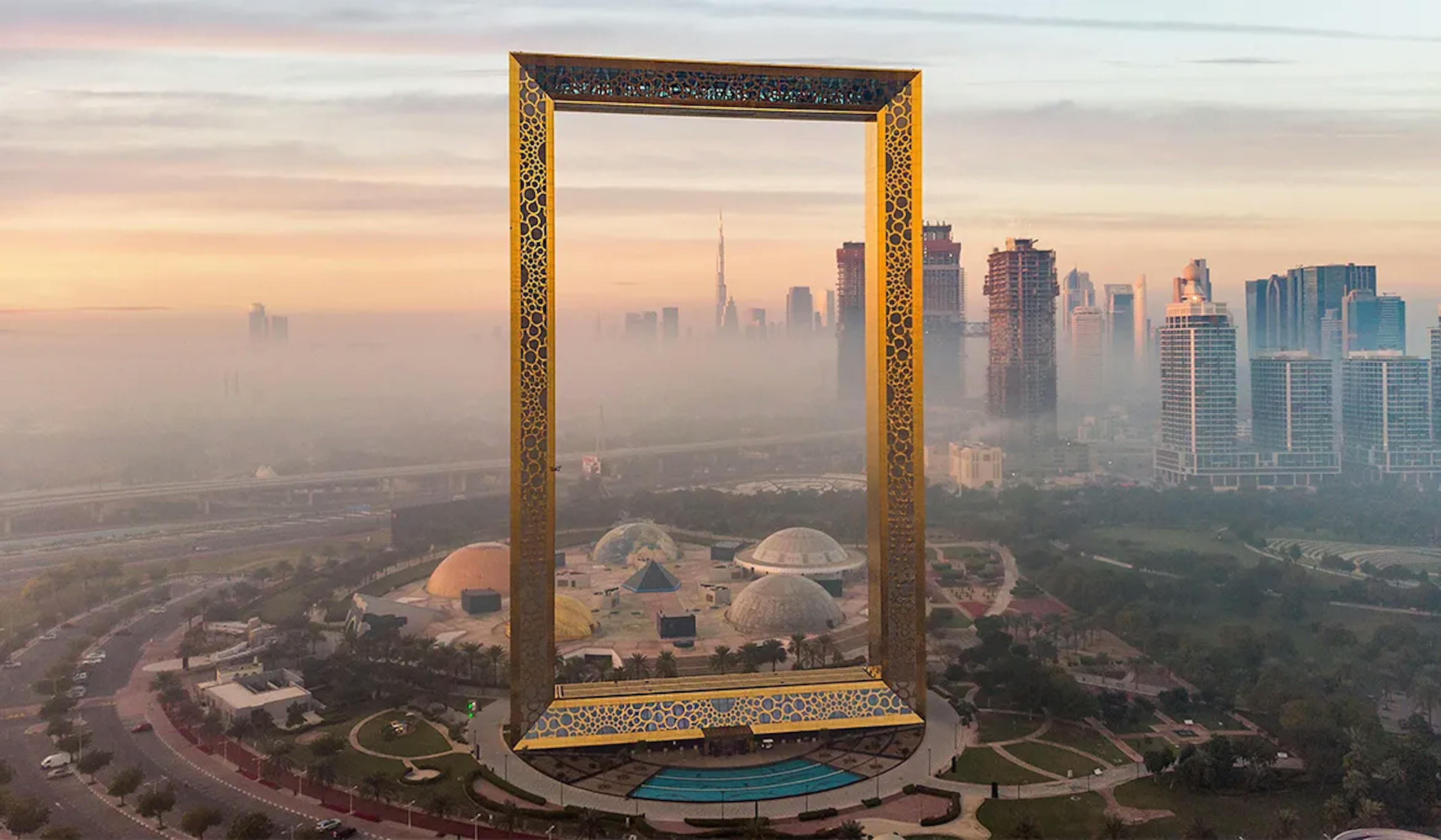 Dubai Frame to Burj Khalifa: A Unique Comparison