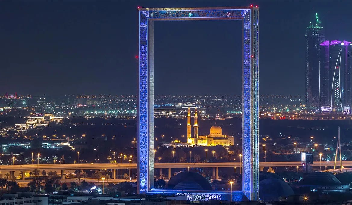 The Dubai Frame at Night: An Illuminated Spectacle
