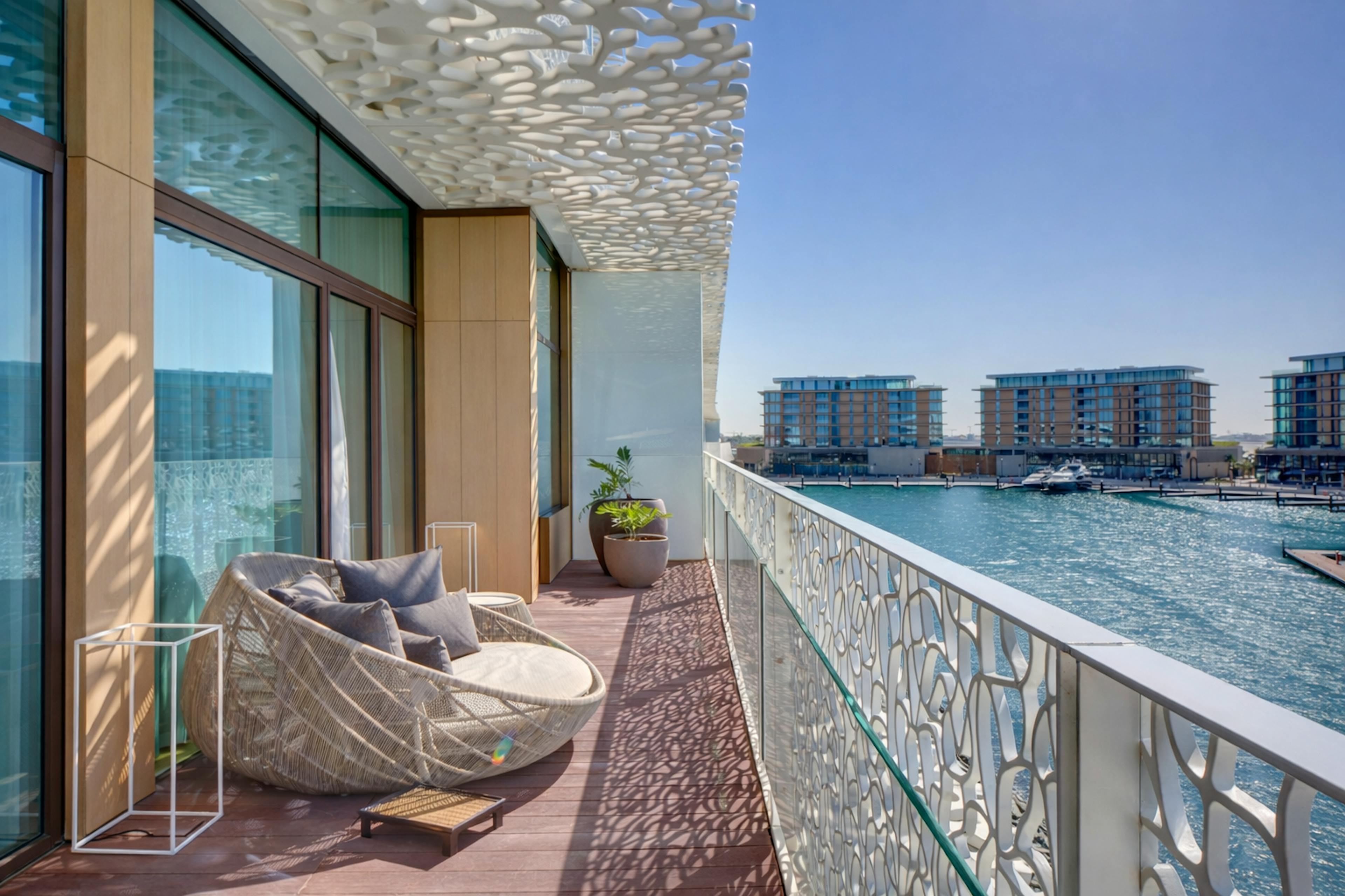 Best Time to Visit Bvlgari Resort Dubai