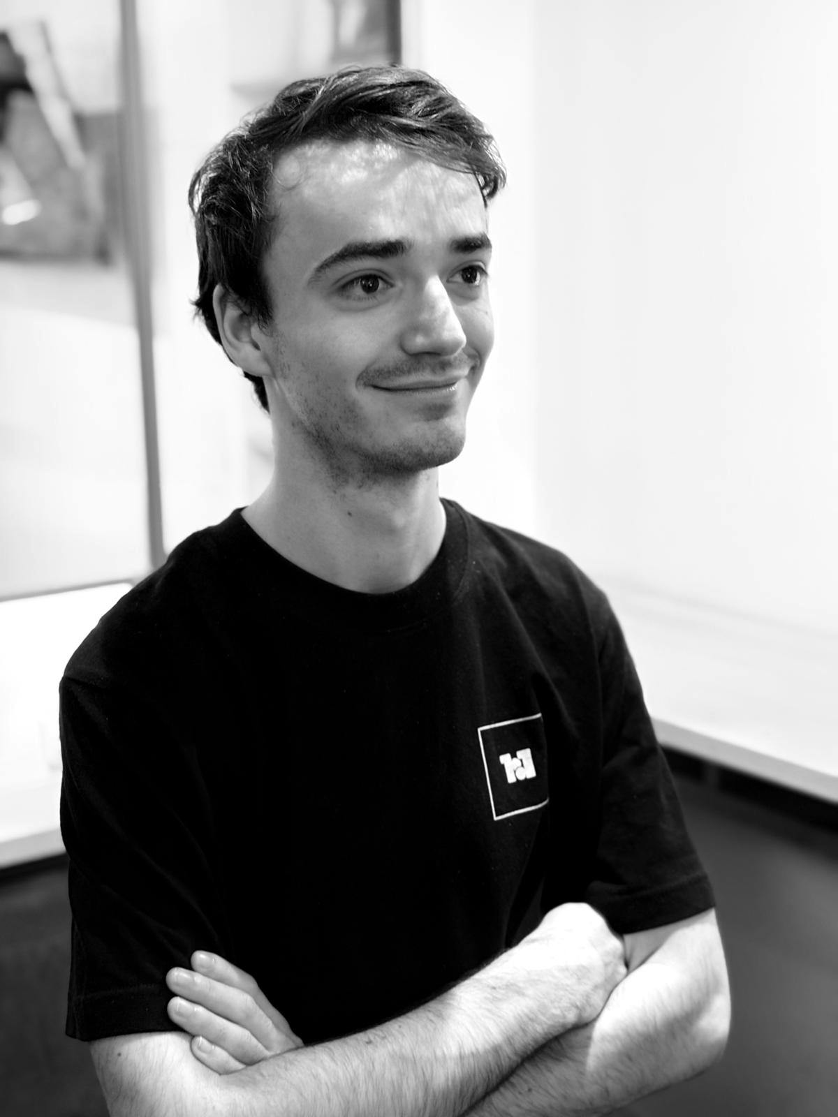 JULIEN MALIFARGE ASSISTANT EDITOR 1TO1