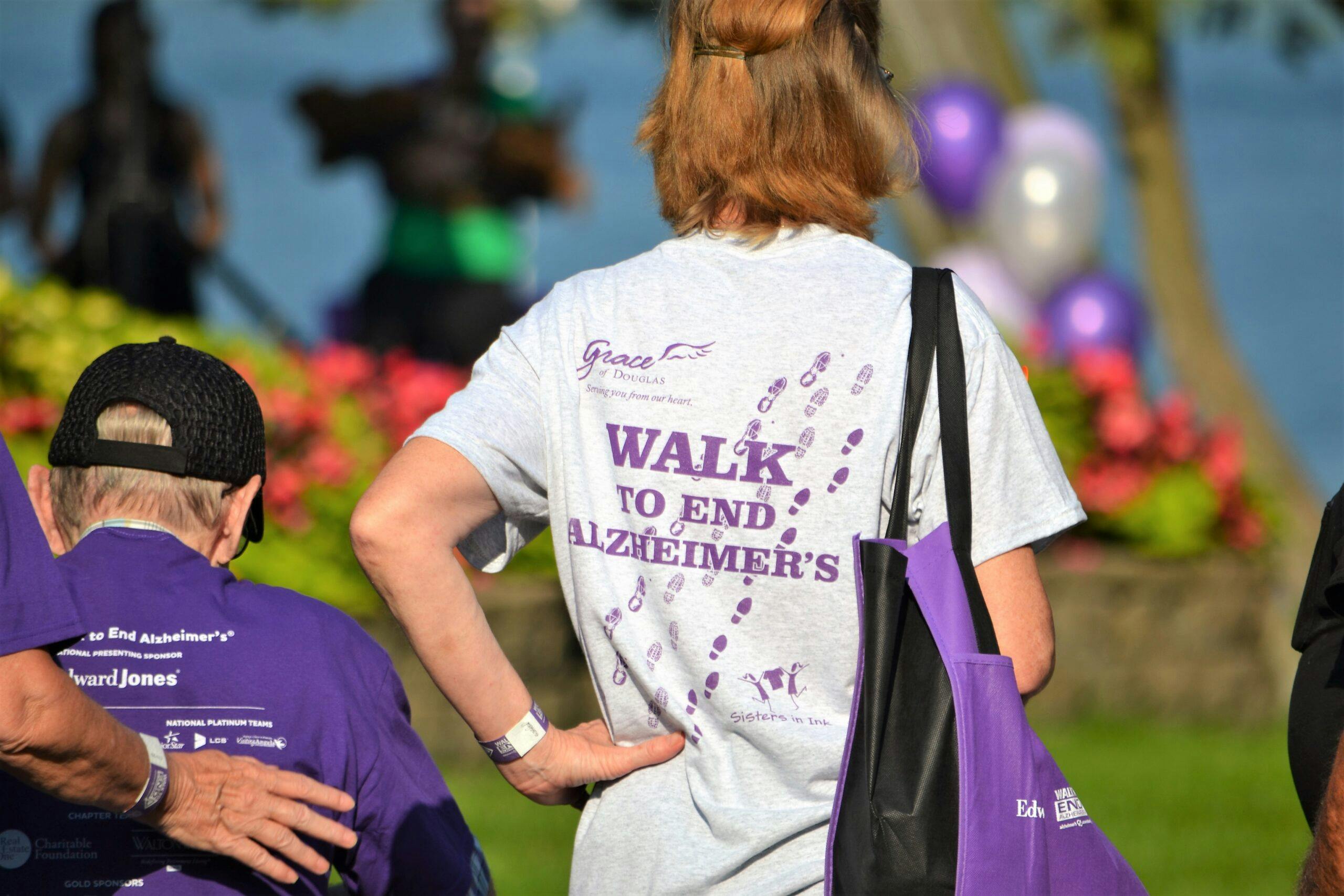 held-annually-in-more-than-600-communities-nationwide-the-alzheimers-association-walk-to-end_t20_vRkAxG