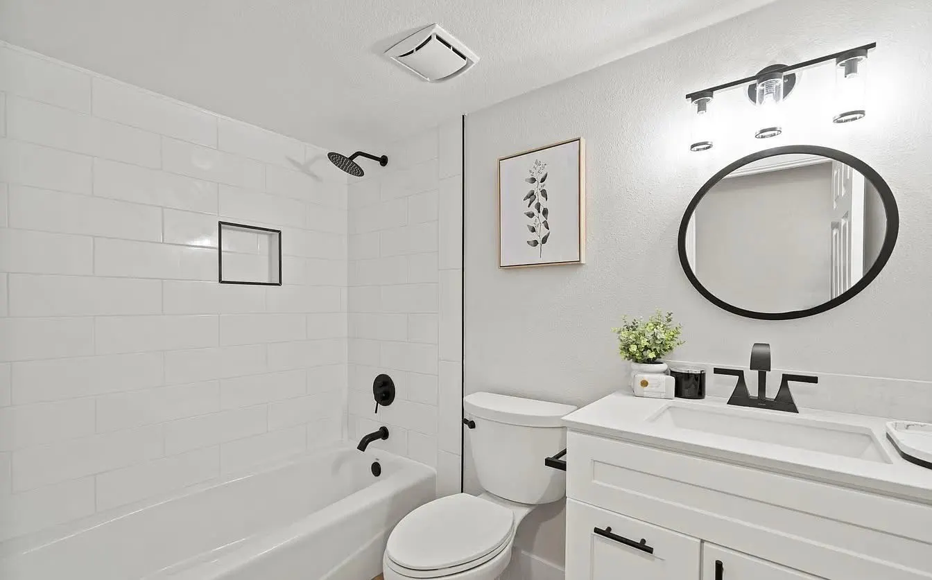 Elements 48 bathroom remodeling project photograph.