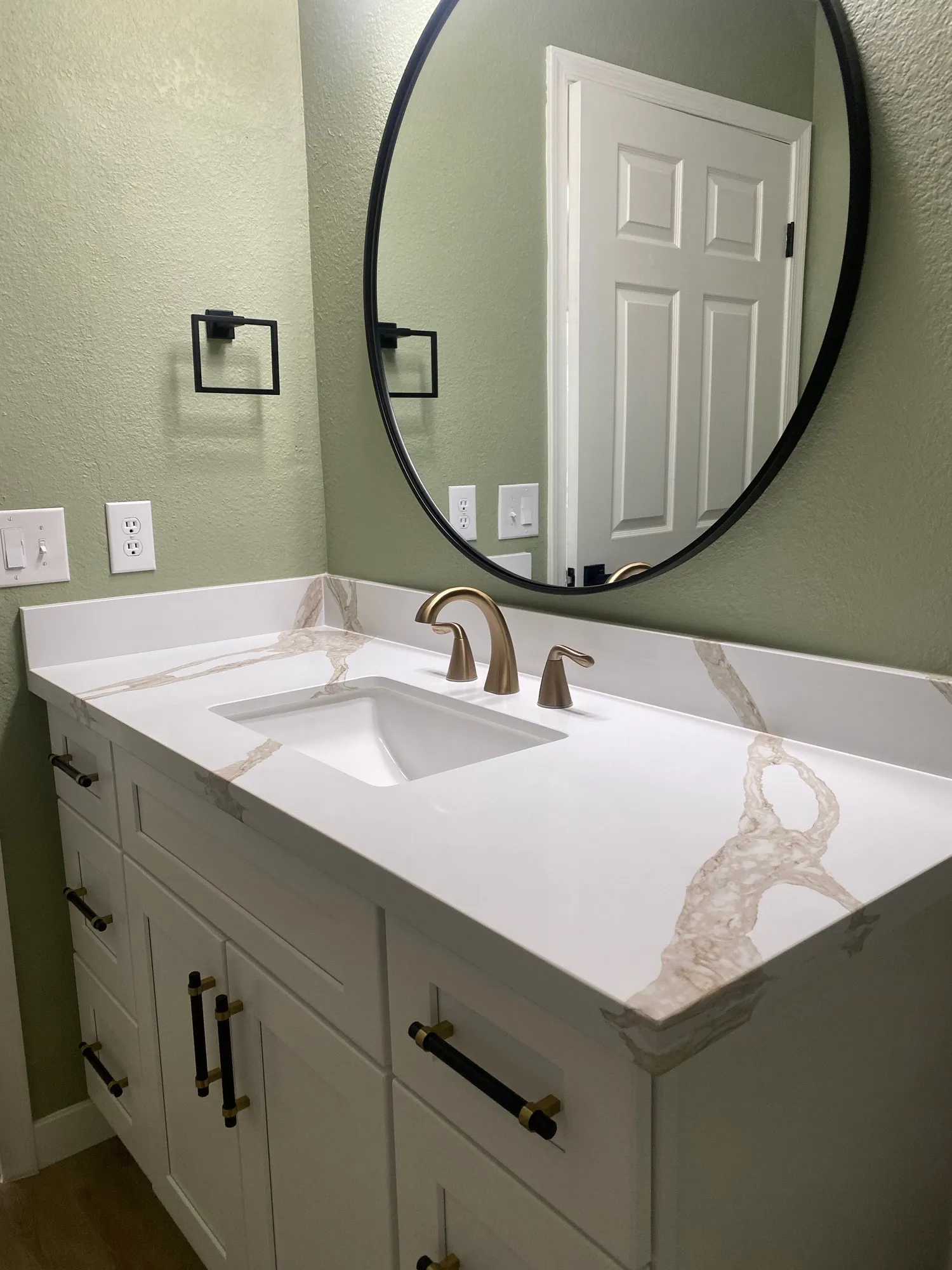 Elements 48 bathroom remodeling project photograph.
