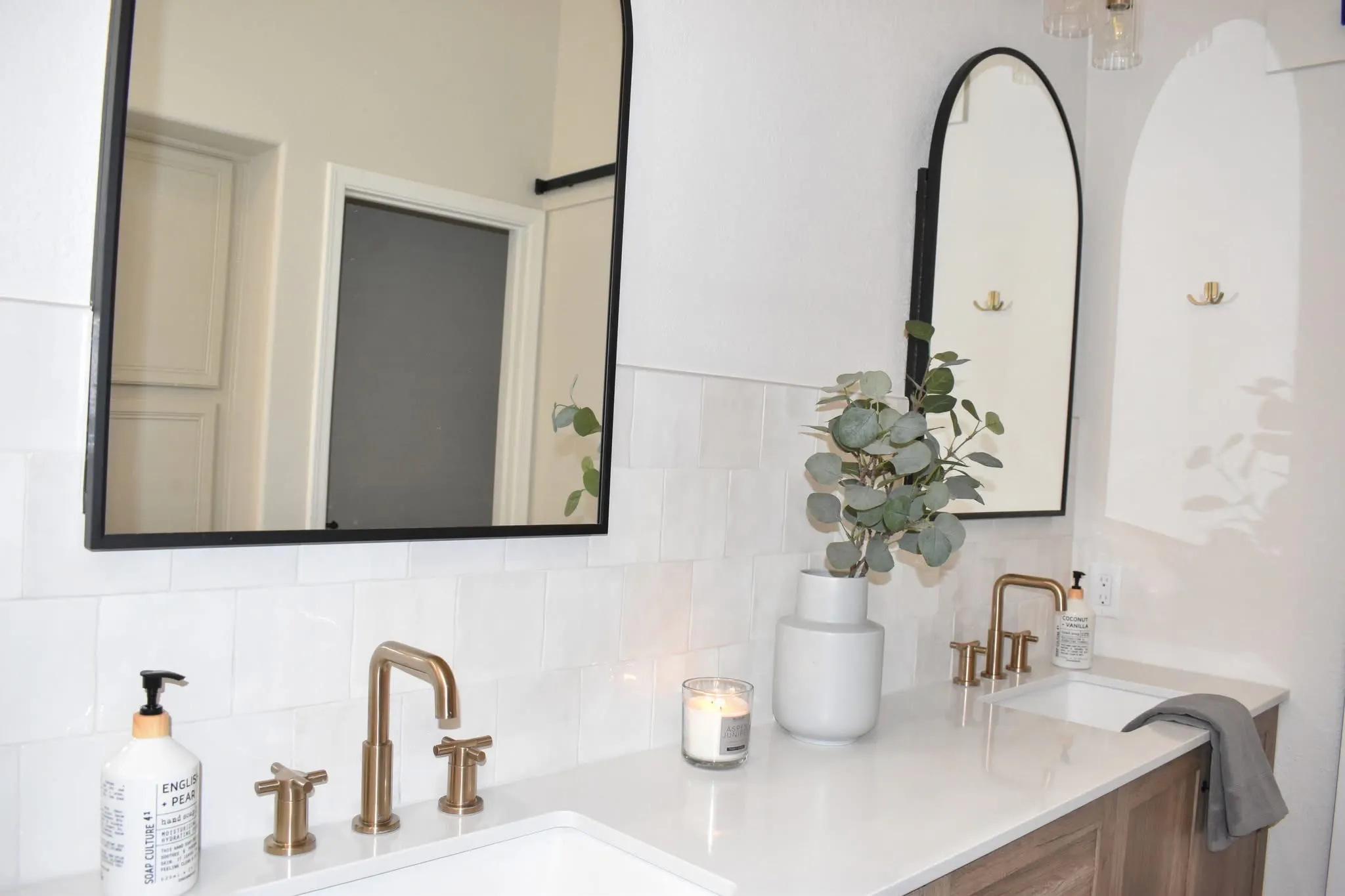 Elements 48 bathroom remodeling project photograph.