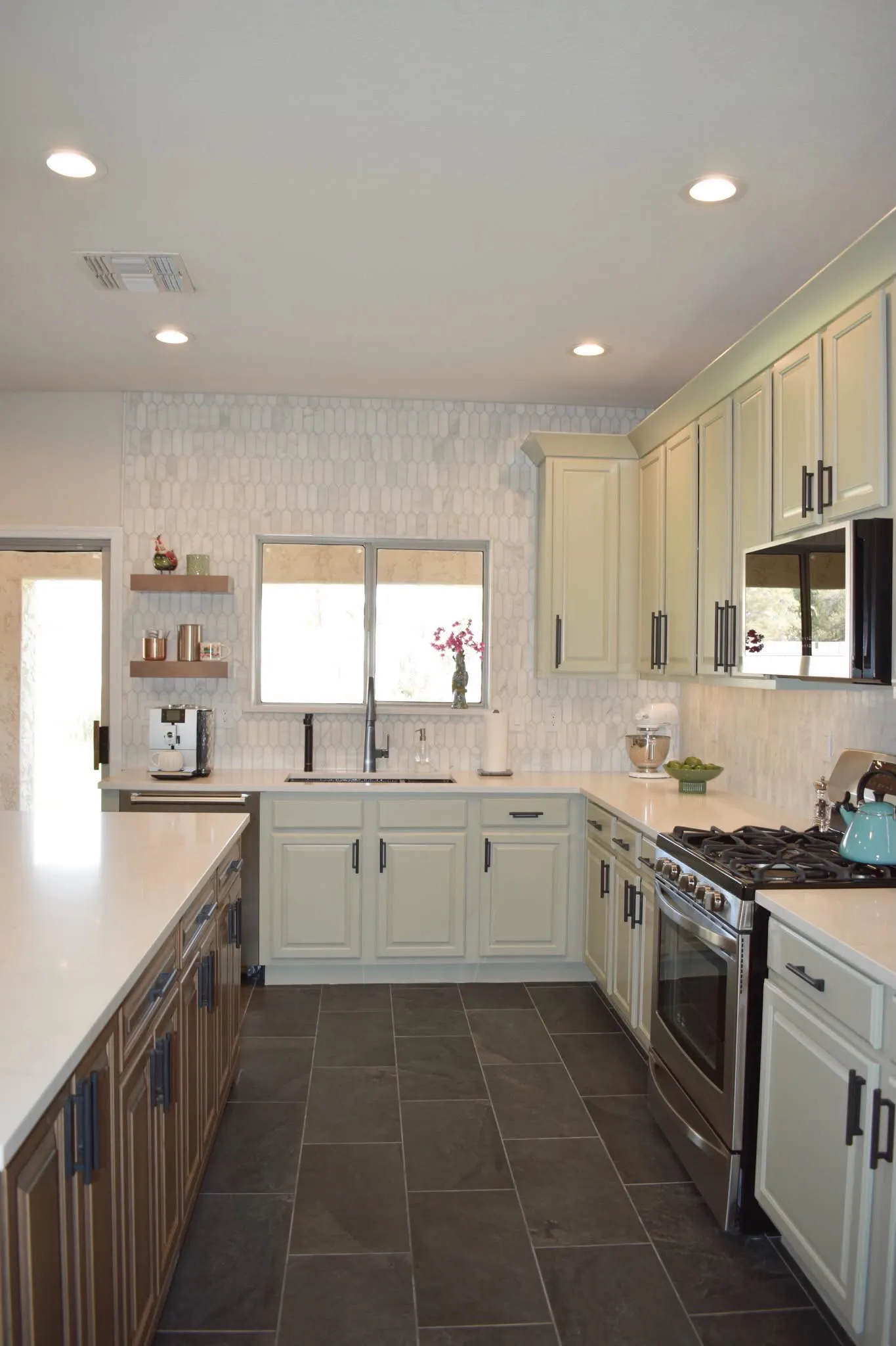 Elements 48 kitchen remodeling project photograph.