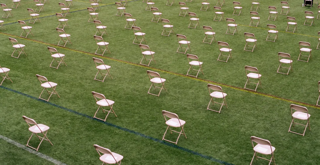 Présentiel ou distanciel : comment choisir ?