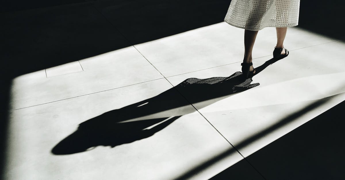 Job Shadowing Training: Why It's Essential & How to Start