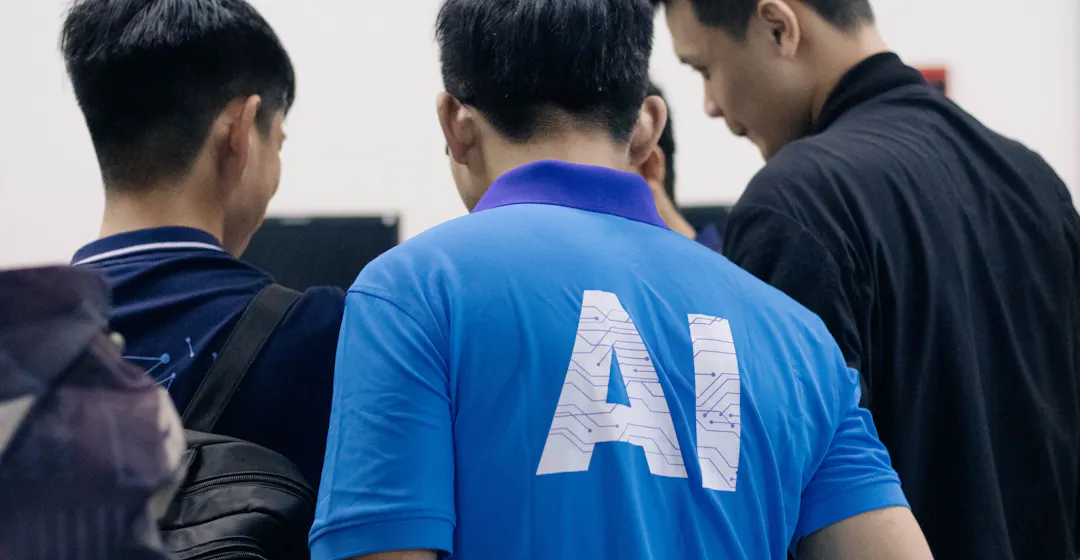 Man in blue tshirt representing AI