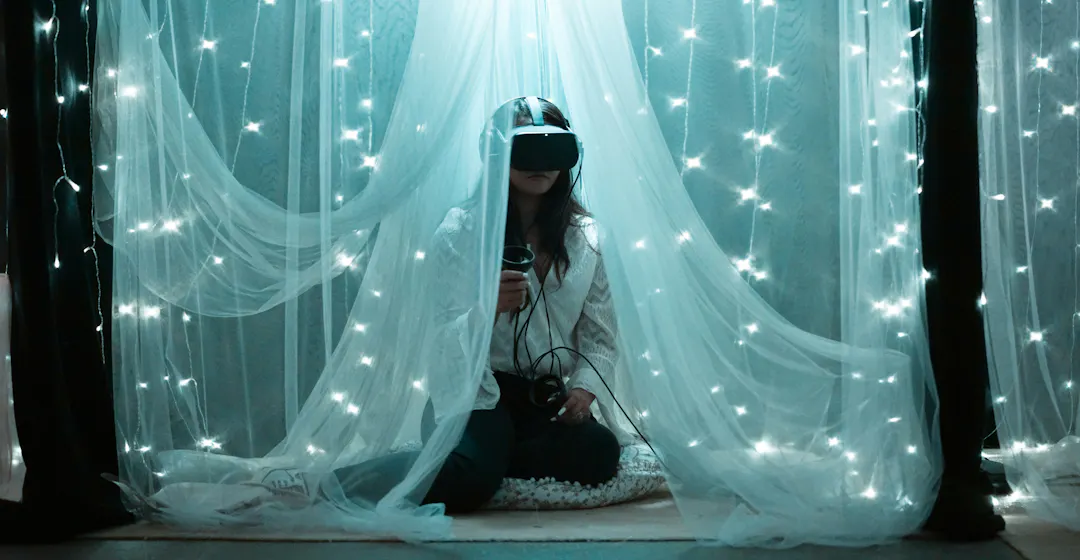 A woman using virtual reality representing learning and development in the age of AI.
