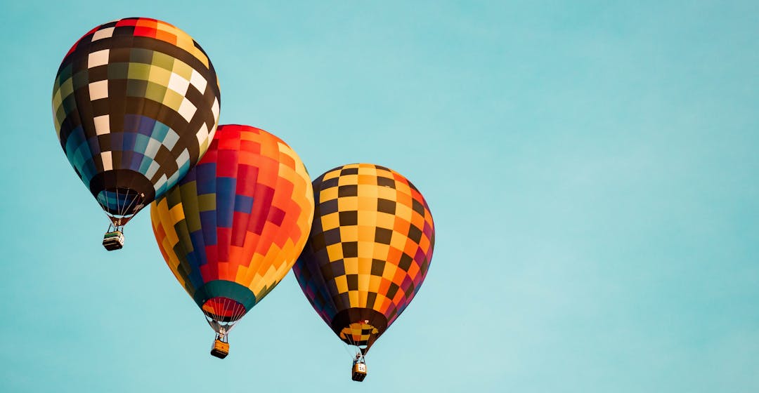 Hot air balloons representing three essential statistics for L&D professionals.