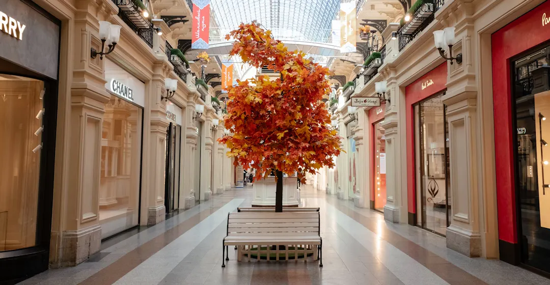 Best LMS Software for Retail: 8 Tools for Training Distributed Teams