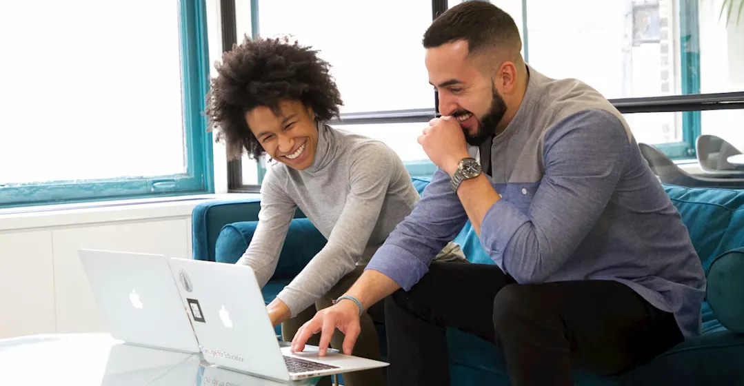 How 5 Enterprise Companies Deliver L&D at Scale with Collaborative Learning