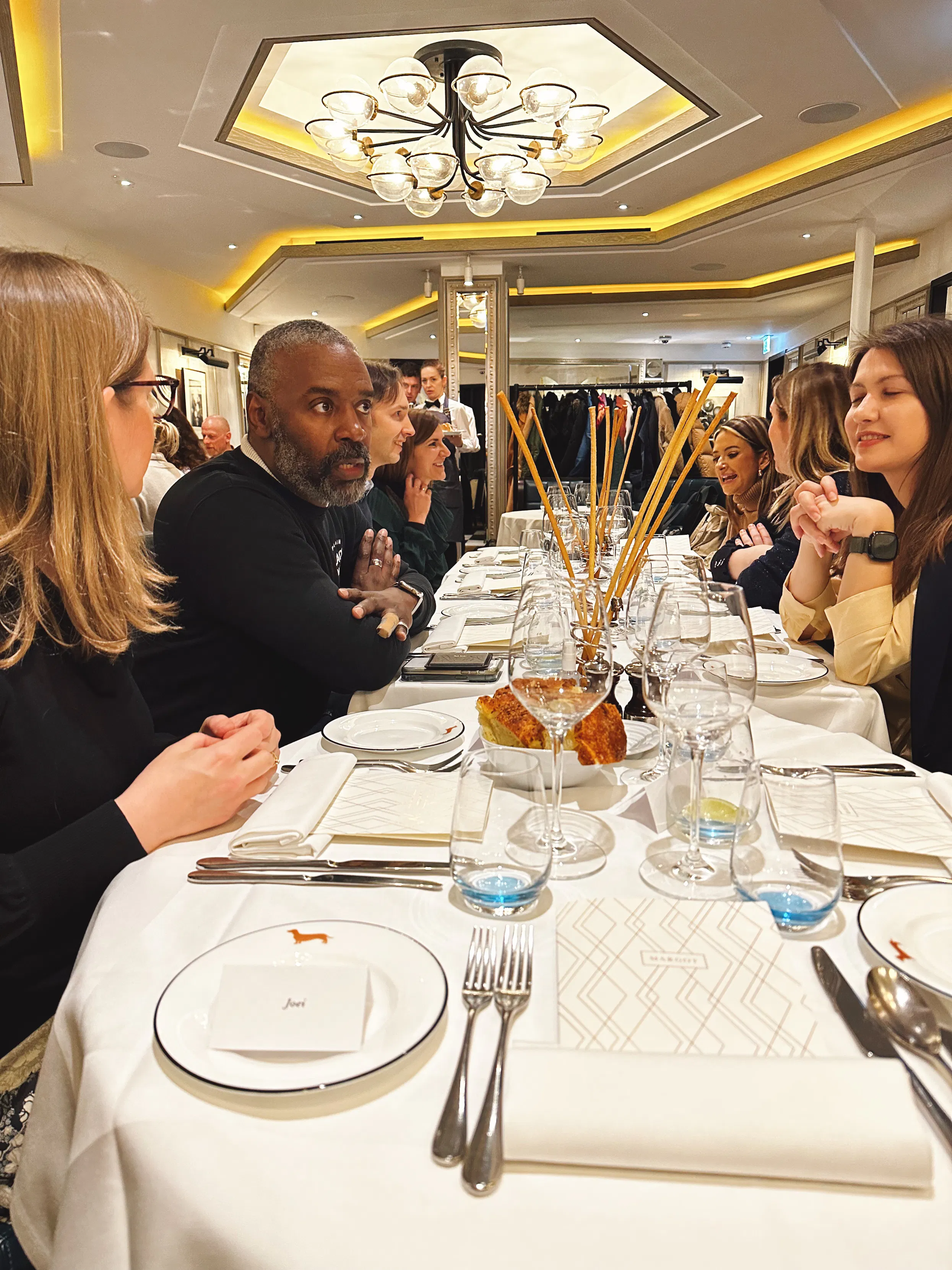 members-chatting-at-the-table