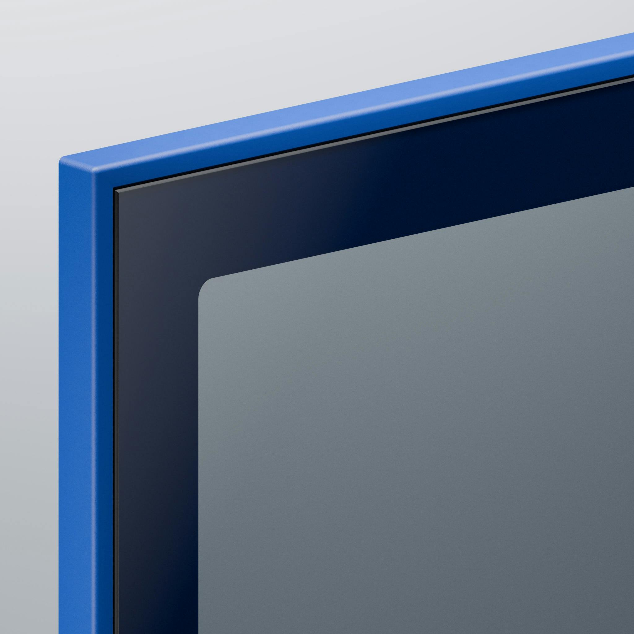 Close-up di una tecnologia 3B - un pannello blu brillante e uniforma, di forma rettangolare con una finitura liscia e lucida.