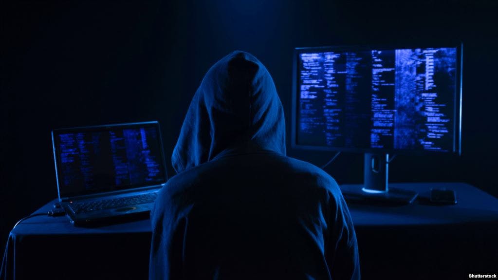 Хакеры и мошенники