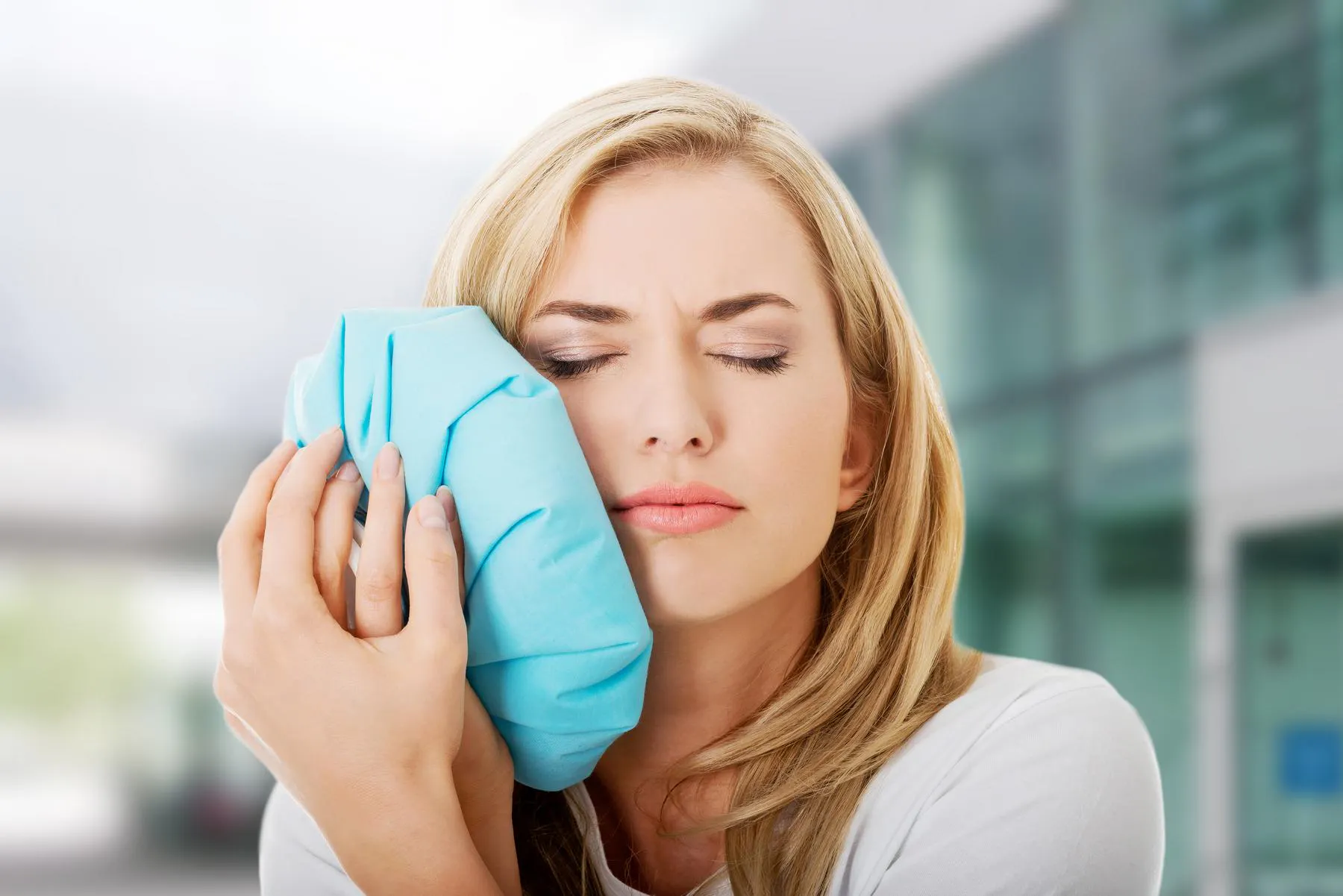 Why won't my tooth pain go away?