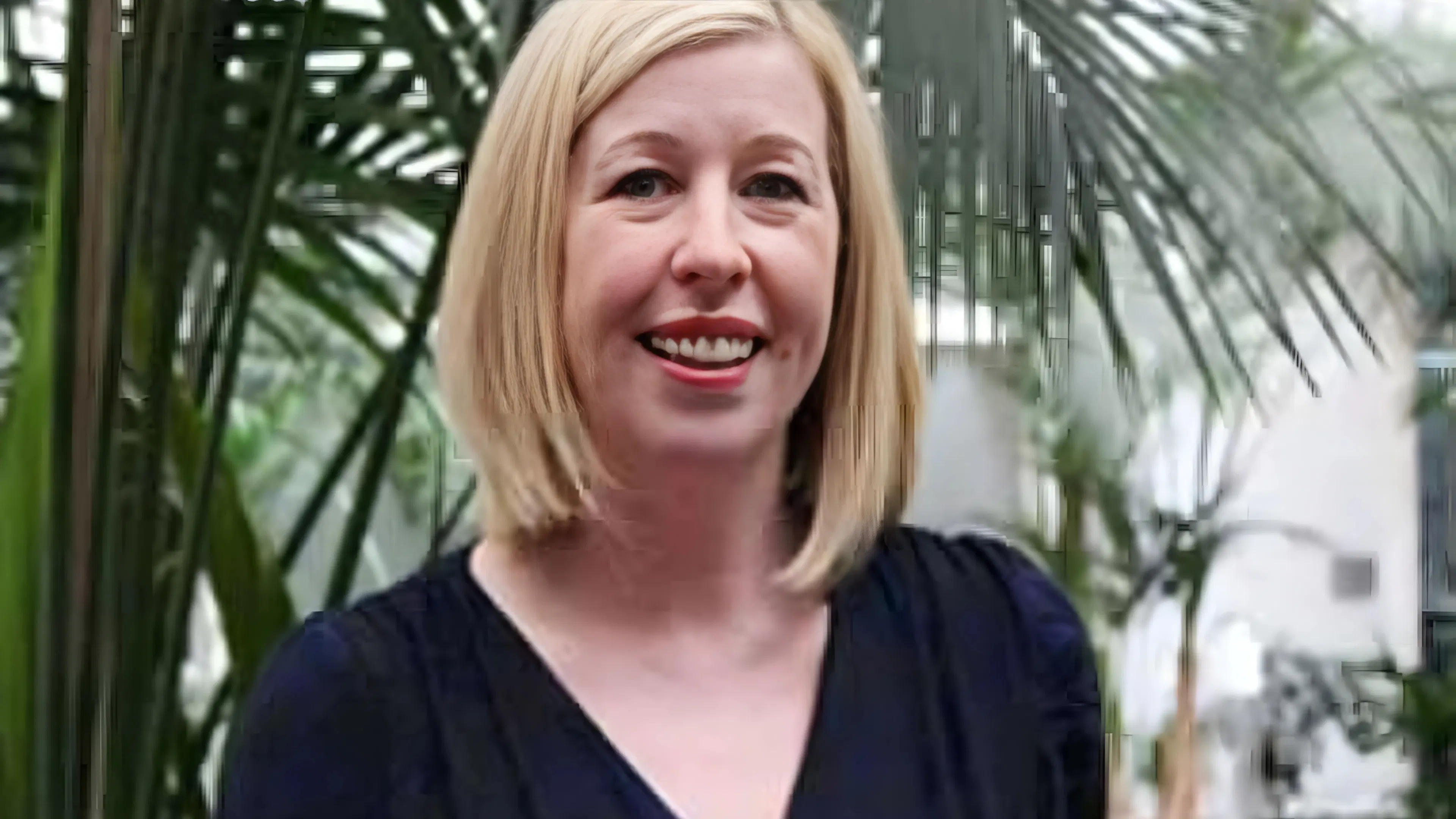 Portrait Tamar Hughes, Talent, Development and Inclusion Director, Phoenix Group