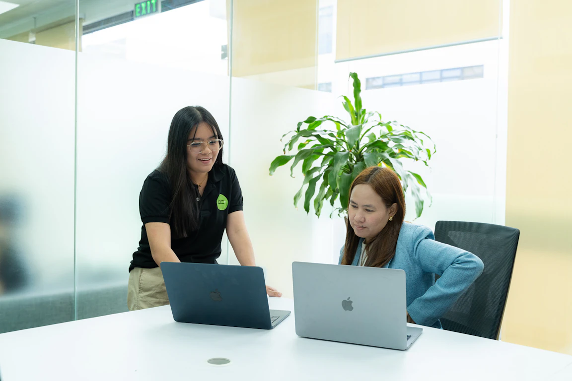 CC.Talent marketing professionals collaborating together in the Philippines office